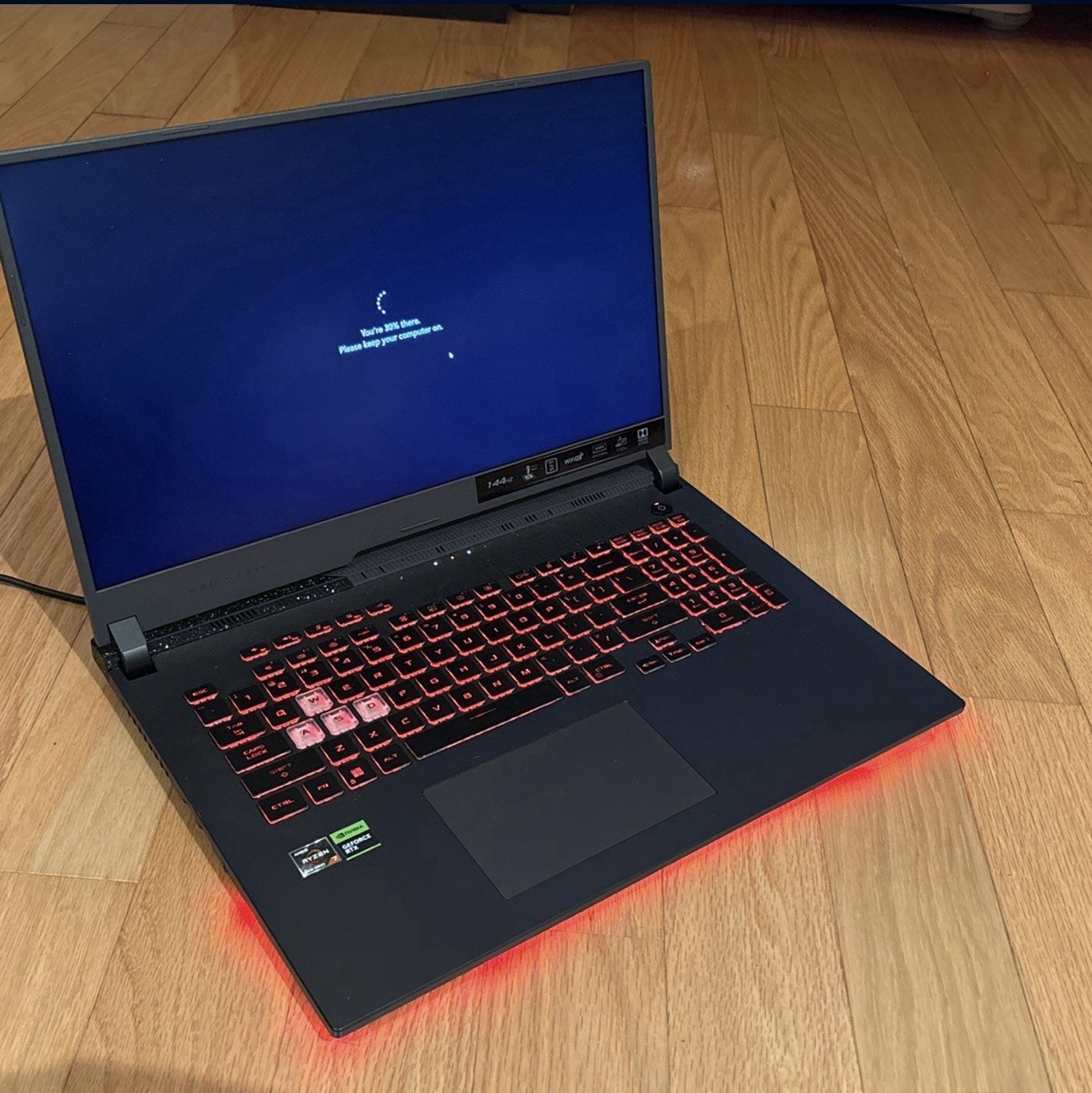 ASUS ROG Strix G17 Notebook/Laptop 17.3 in Black – G713RCRS73