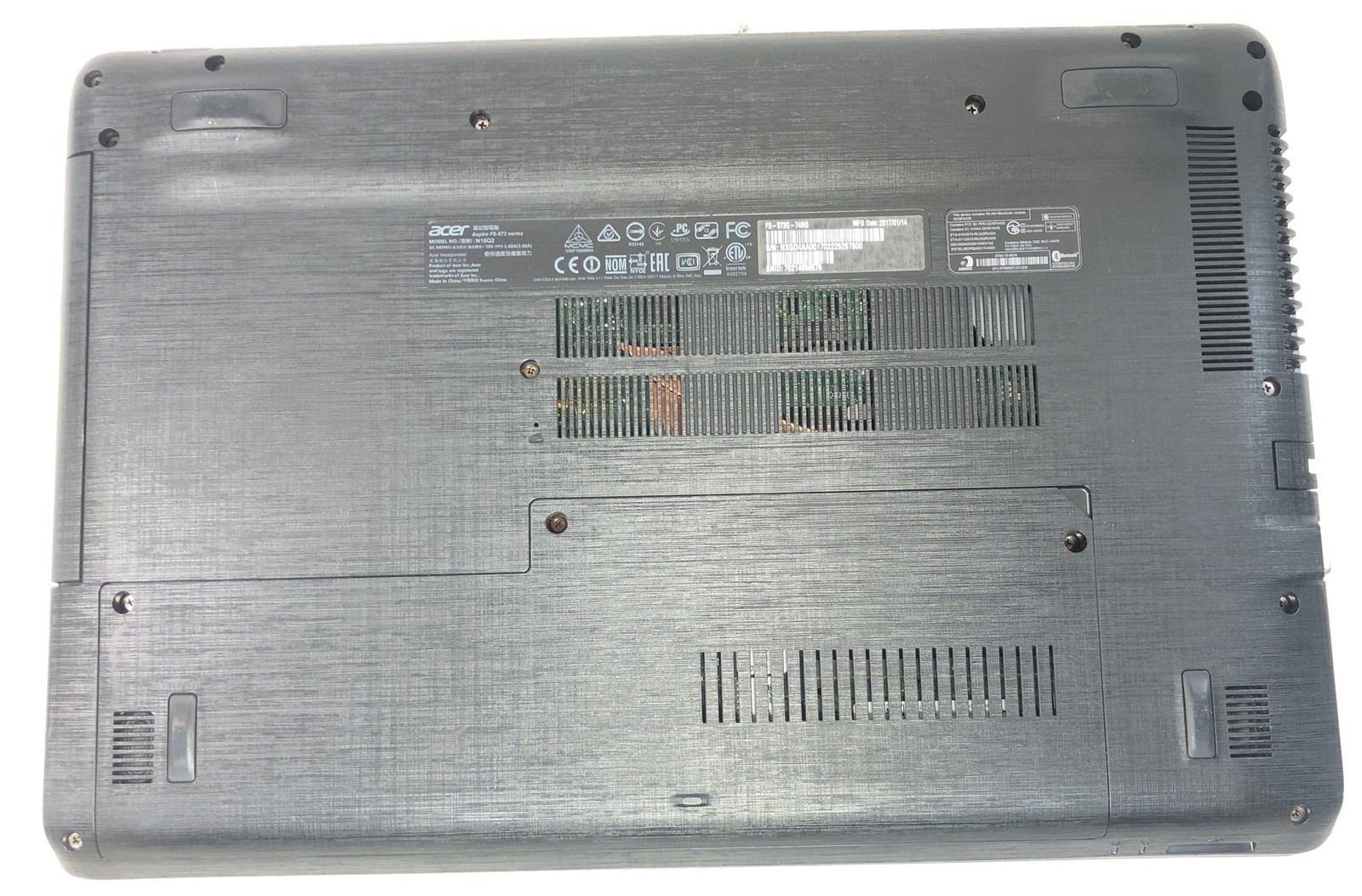 Acer Aspire F 15, i7-7500U @2.7GHz, Nvidia Geforce 940MX 16GB RAM, 250GB SSD W10
