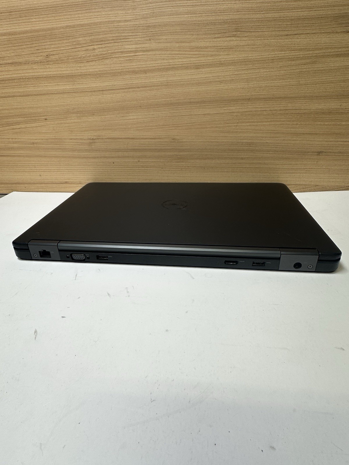 Dell Latitude E5550 15” Laptop Intel Core i5-5300U 2.30GHz 8GB RAM (NO HD)