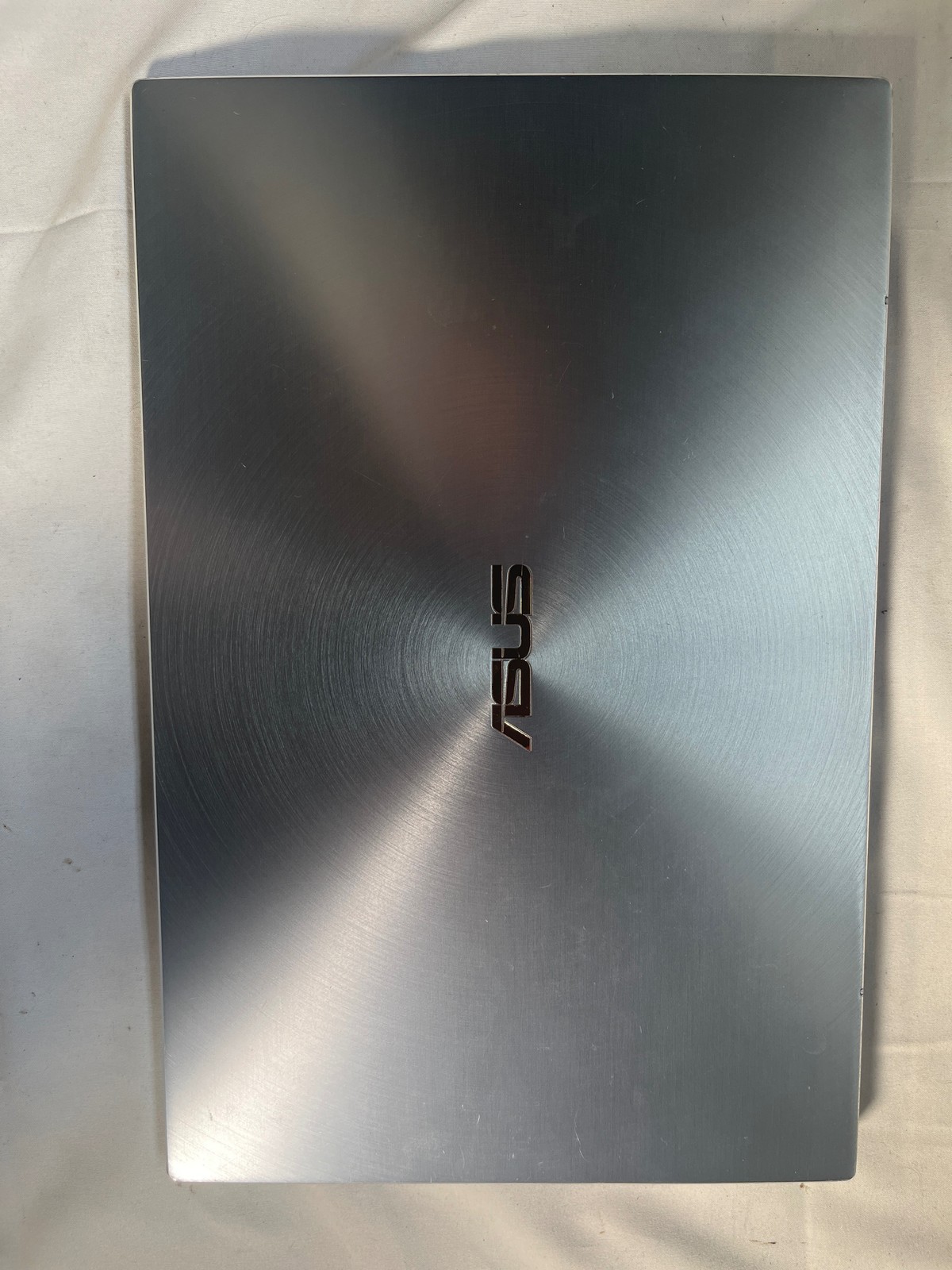 ASUS ZenBook UX431FAC i5-10210U 8GB 512GB SSD 14″ FOR PARTS/REPAIR