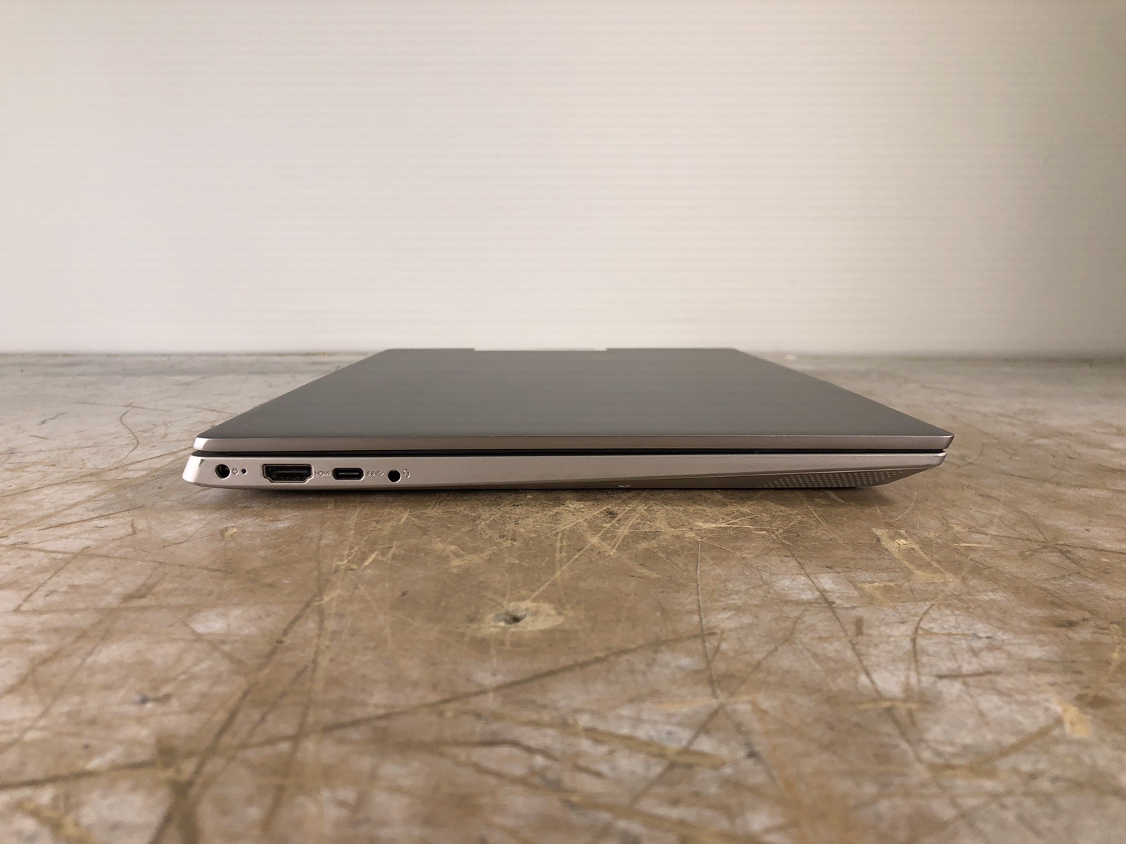 LENOVO IDEAPAD S340-15APITOUCH RYZEN 5 3500U @ 2.1GHz, 4GB RAM, NO HDD/OS
