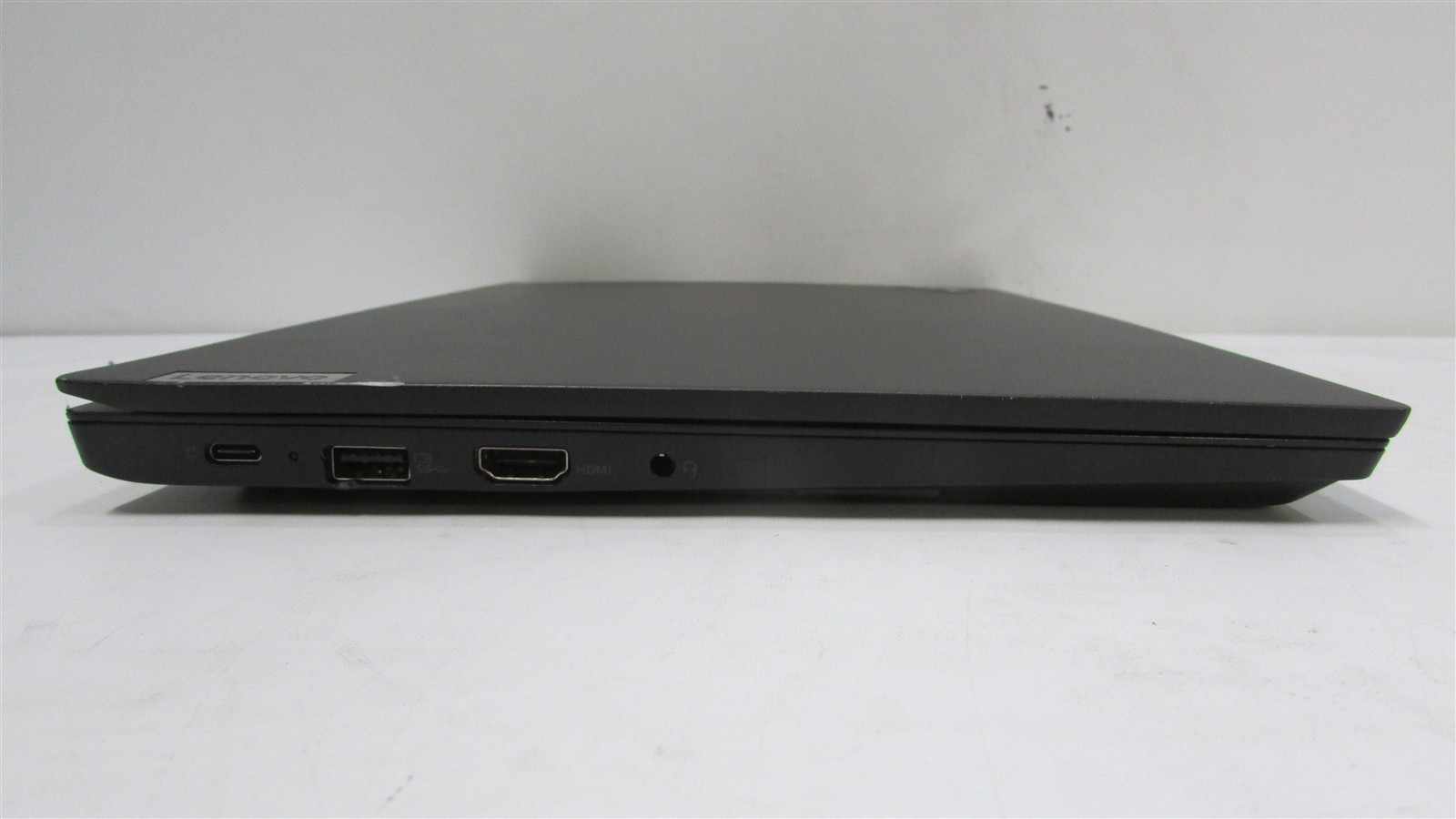 Lenovo Thinkpad E14 Gen 2 Ryzen 5 4500U 2.38GHz 8GB 256GB NVME 14″ W11P MISS KEY