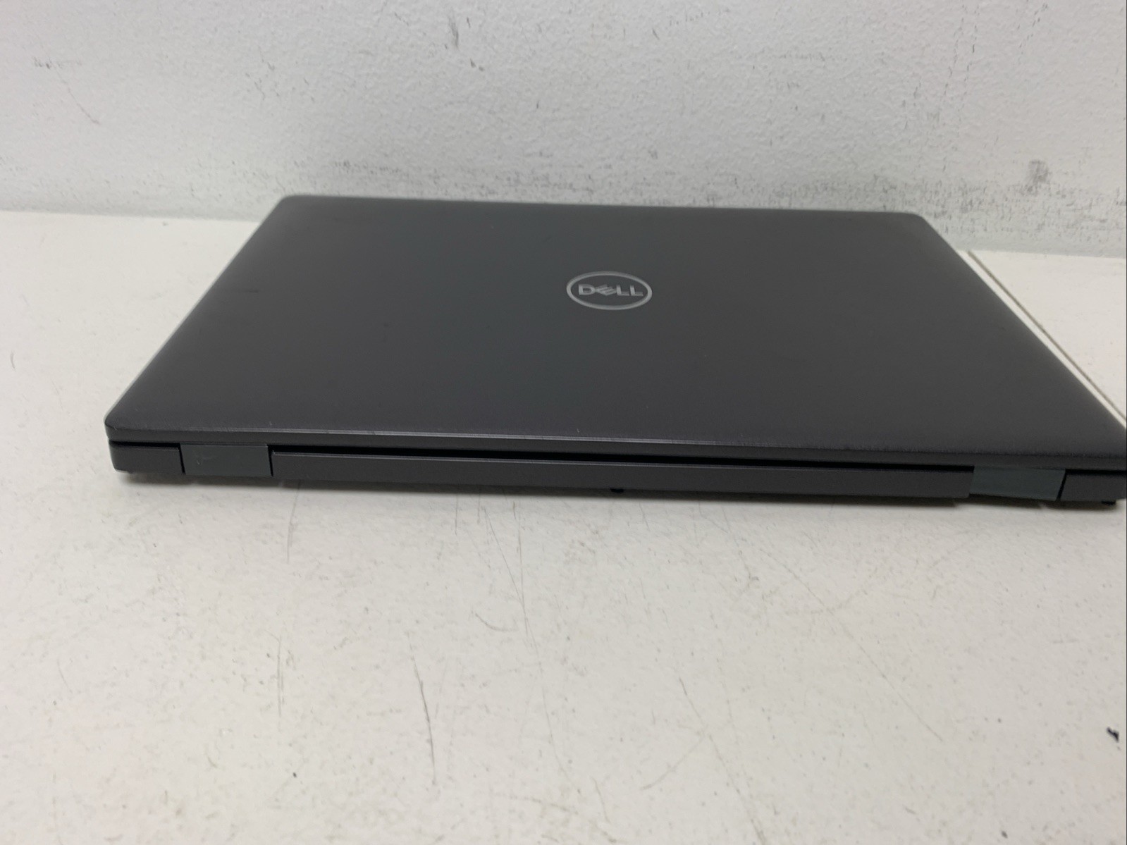 Dell Latitude 5400 14″ i7-8665U 1.90GHz 8GB RAM 128GB SSD Win 11 Pro Need Batter