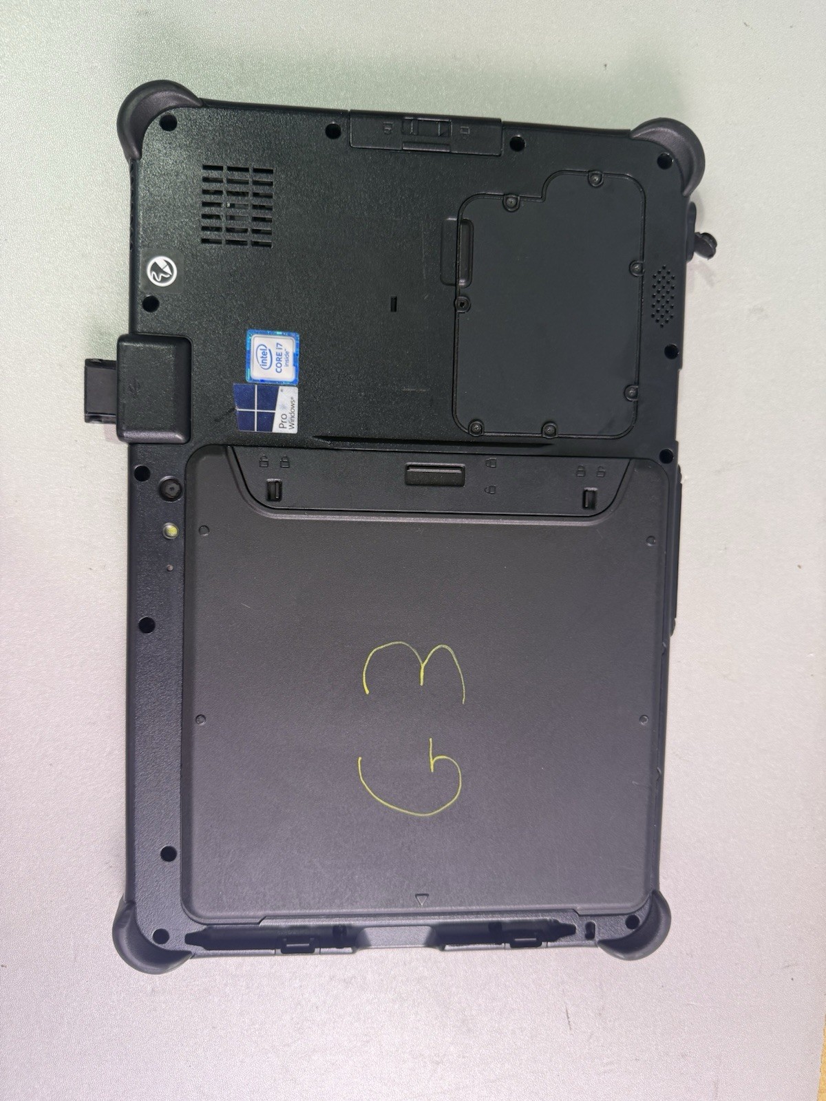 GETAC F110 G3 Rugged Tablet i7-6500U 2.50GHz 256GB SSD 4GB Ram Win10Pro