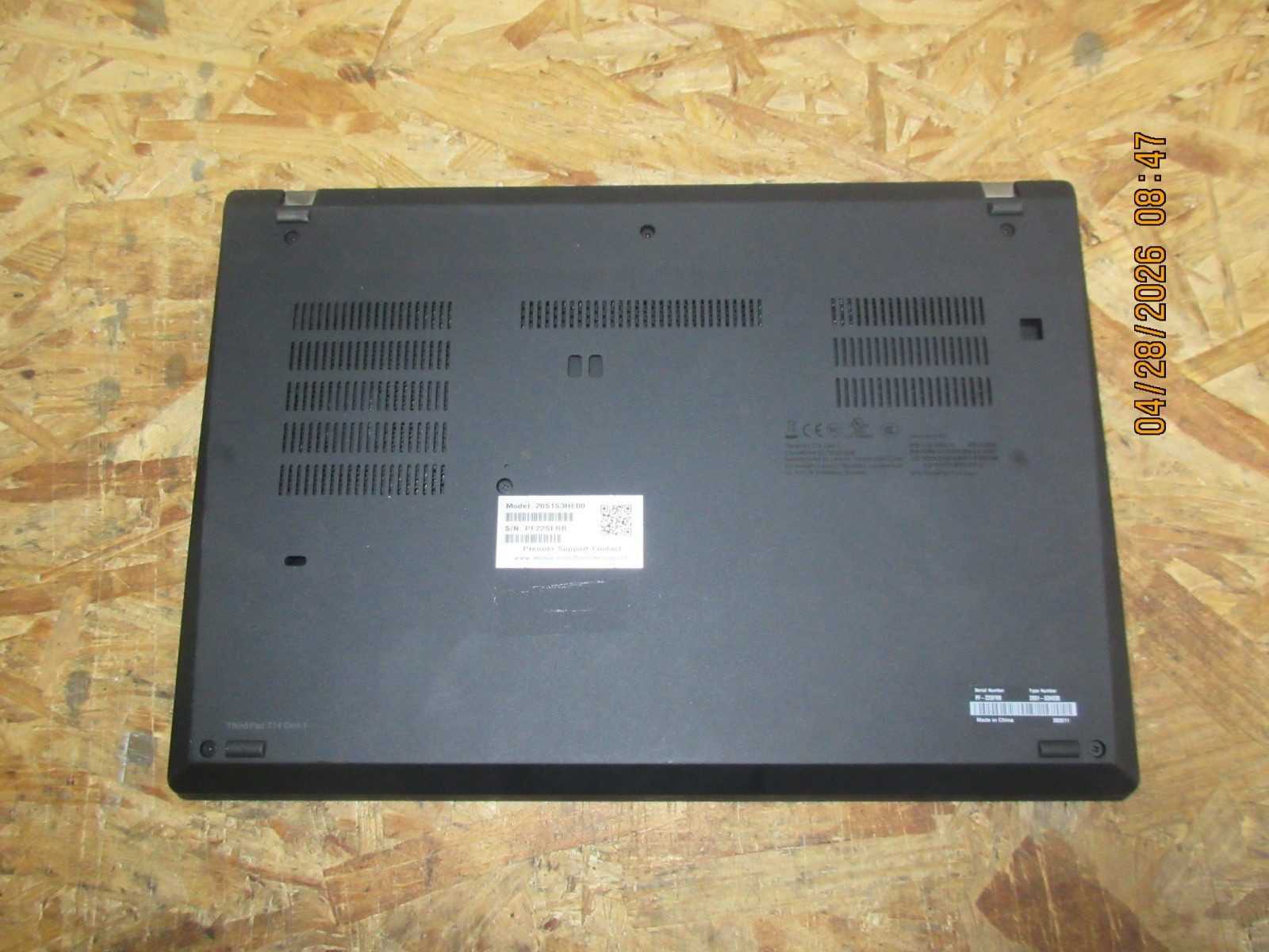 Lenovo ThinkPad T14 Gen 1 14″ i5-10210U @ 2.1GHz 16GB RAM 256GB SSD W11P LAPTOP.