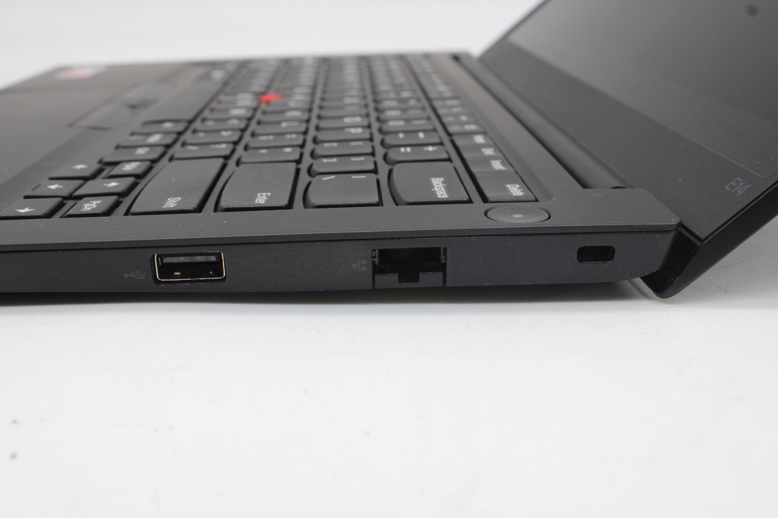 Lenovo ThinkPad E14 Gen 2 – W11 Pro, AMD Ryzen 5 4500U, 256GB NVMe, 24GB RAM