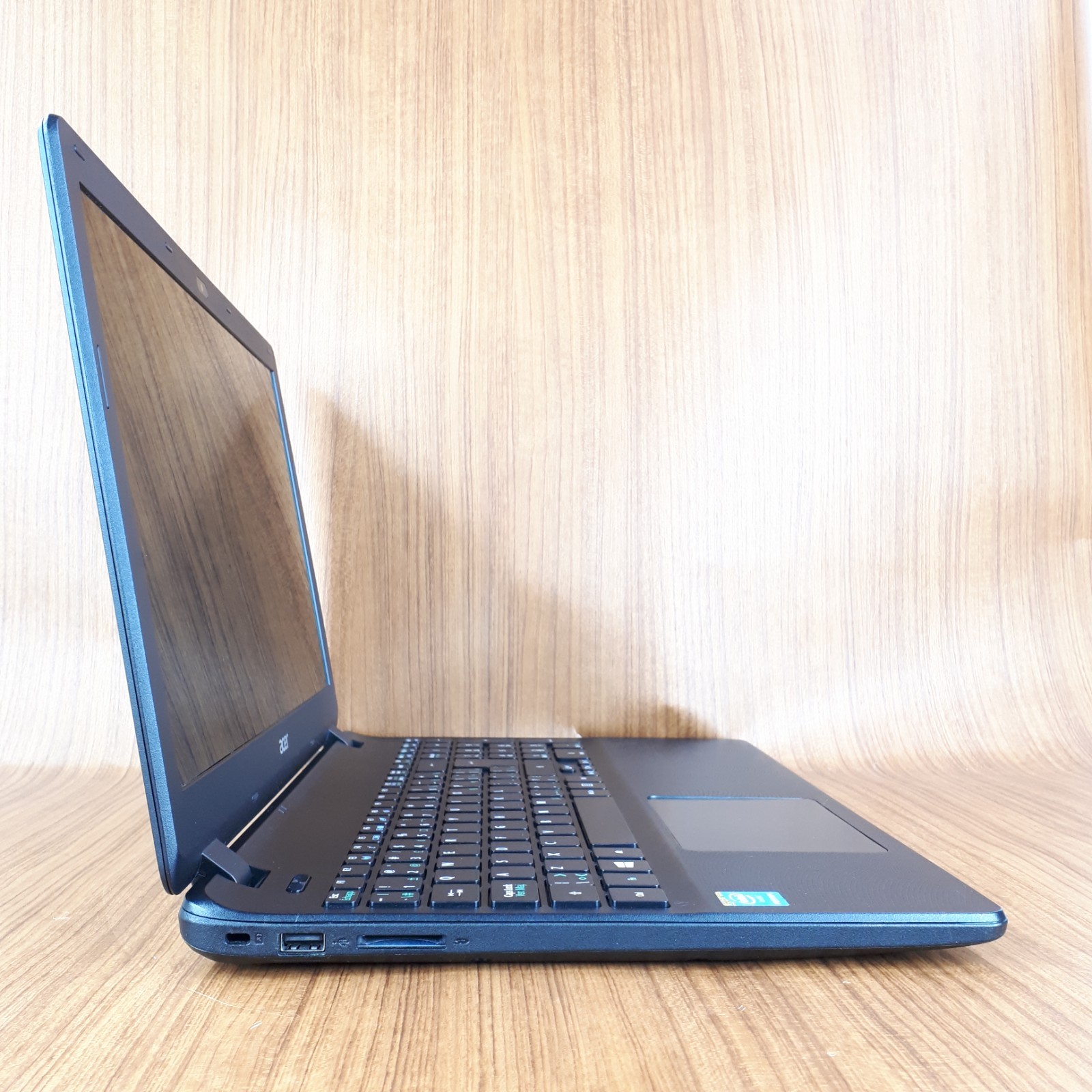 Acer Aspire ES1-512 MS2394 15.6″ Laptop Pentium N3540 8GB 1TB W10H *Read* H3938