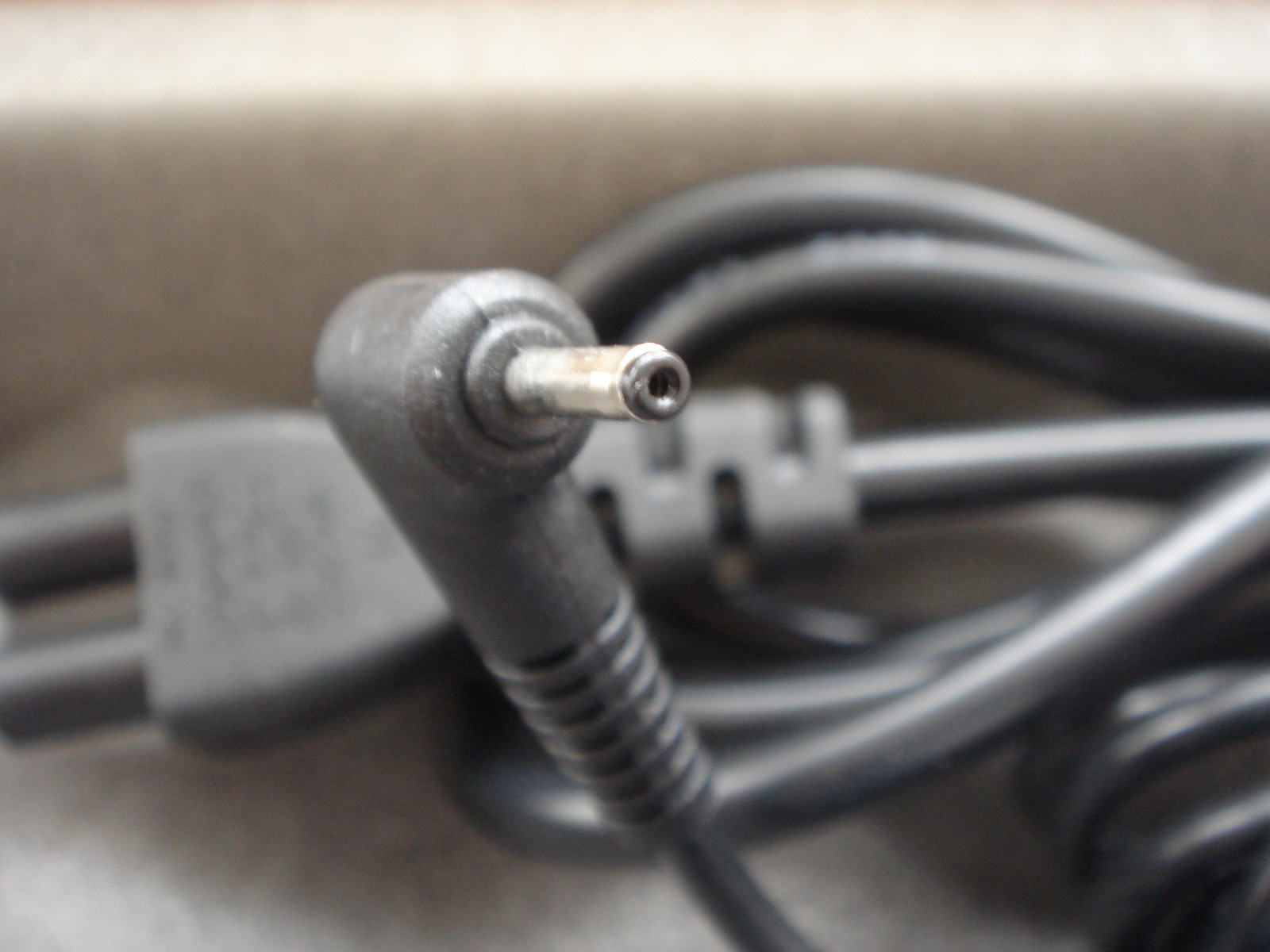 SAMSUNG 12V 3.33A Chromebook 11.6-Inch 3G Wifi GENUINE Power Supply