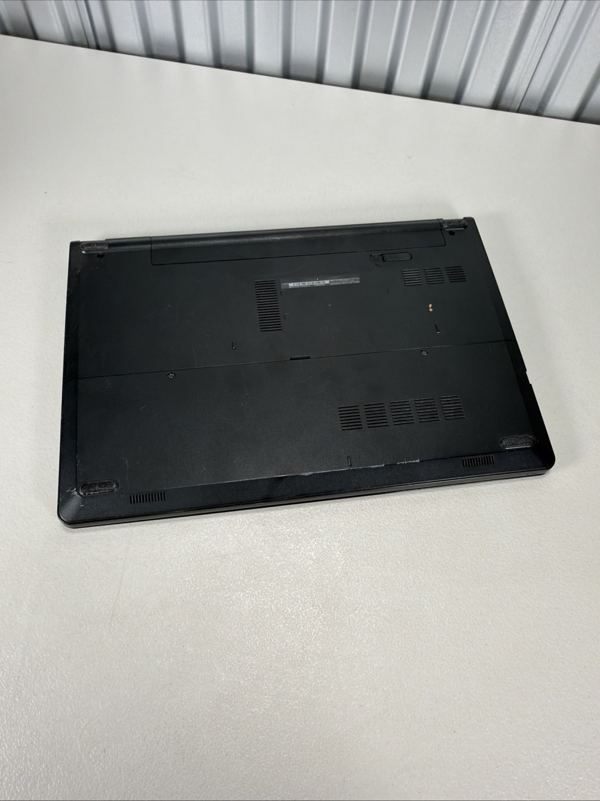 Dell Inspiron 15 P47F – FOR PARTS Unknown Condition