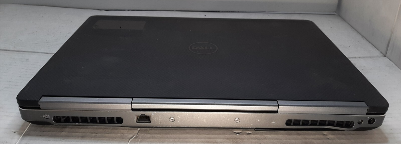 Dell Precision 7520 15.6″ i7-7820HQ 16GB RAM 256GB SSD NO OS/BATTERY M2200 #97