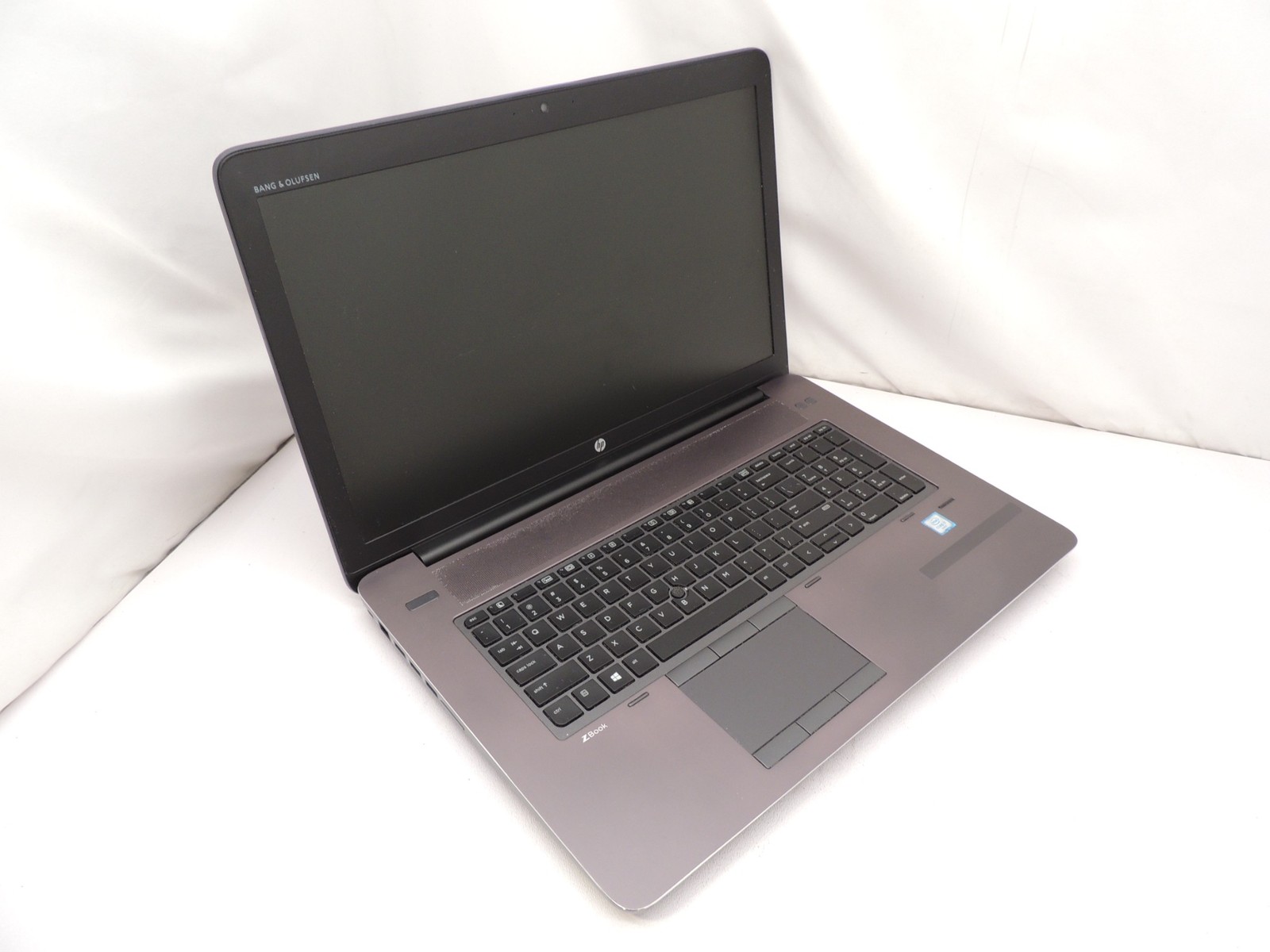 HP Zbook 17 G3 17.3″ Core i7 6700HQ 16GB 480GB Laptop Workstation No OS