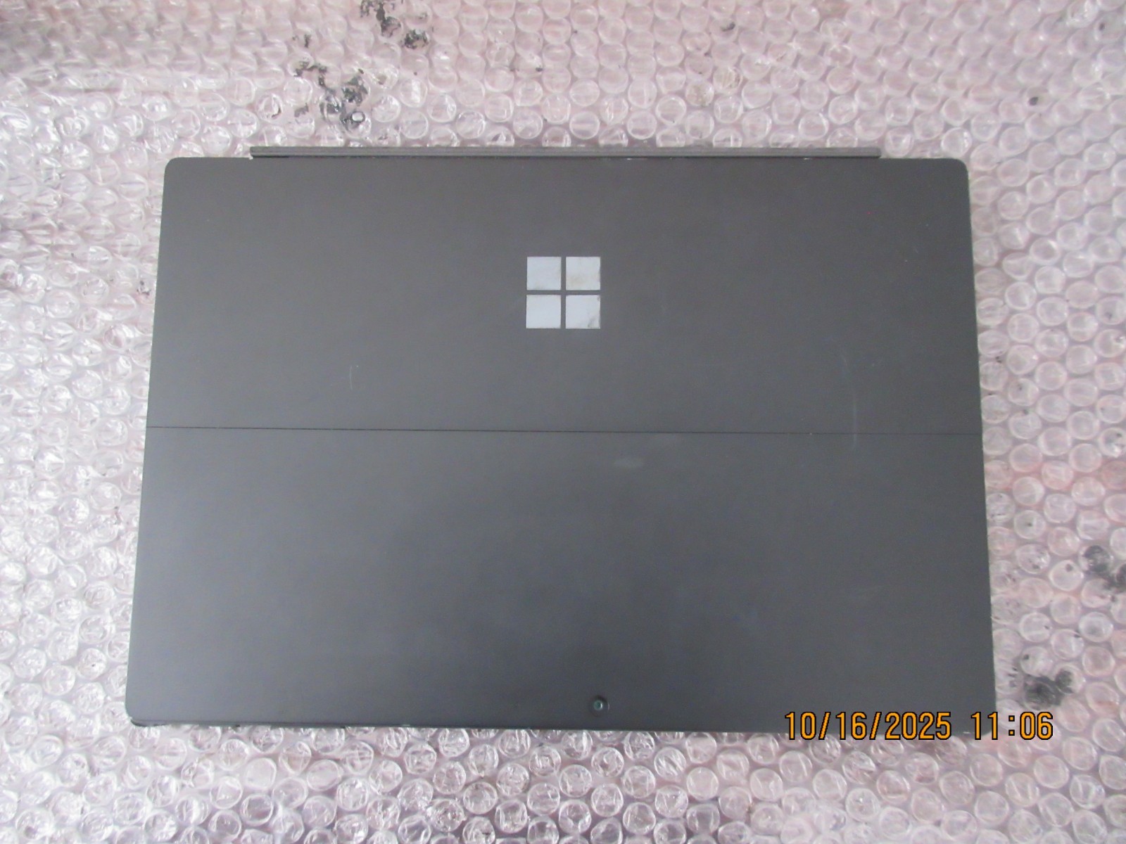 Microsoft Surface Pro 7 1960 i7-1165G7 2.8GHz 16GB RAM 512GB HDD WIN 11 PRO