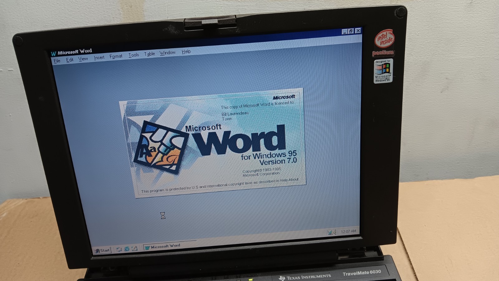 Vintage Texas Instruments TravelMate 6030 Laptop Windows 98 SE Operating System