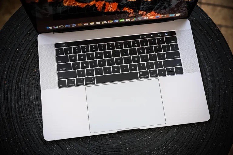 *Loaded*Apple MacBook Pro 15.4” 16GB RAM 512GB SSD 🔋New Battery🔋