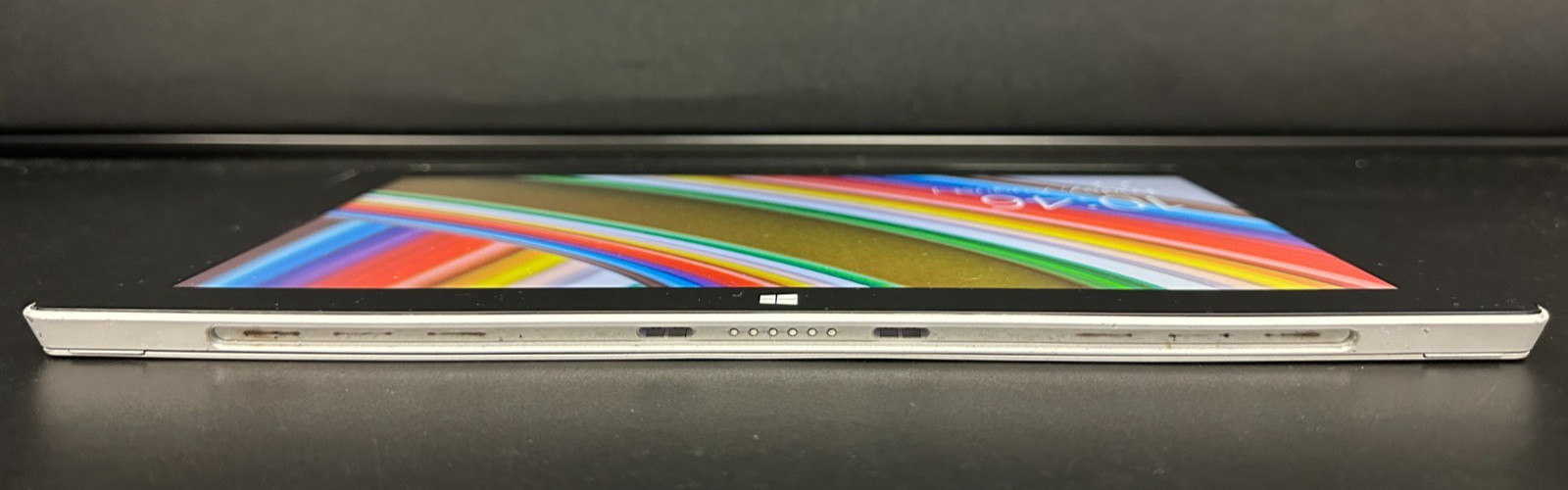 MICROSOFT SURFACE 1572 10.6″ NOTEBOOK NVIDIA TEGRA4 2GB RAM 32GB HDD WINDOWS 8