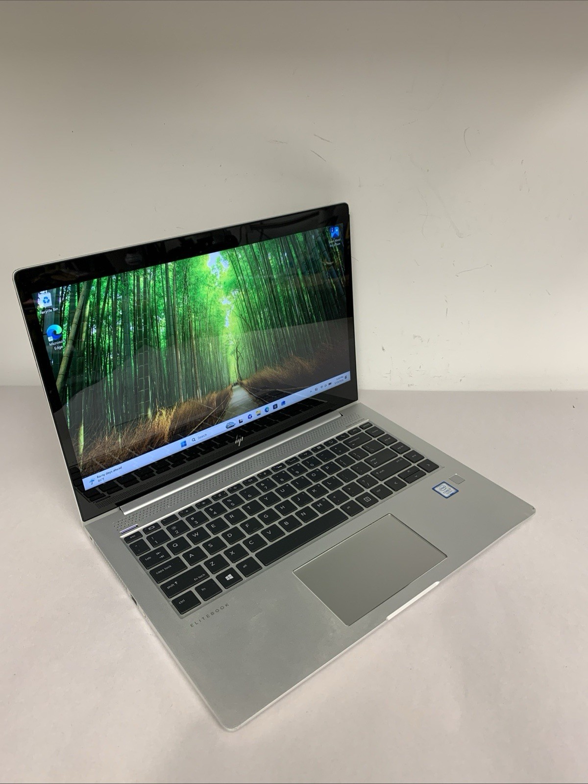 HP EliteBook 1040 G4 Touchscreen i7-7500U 16GB RAM 512GB SSD Win11 Pro