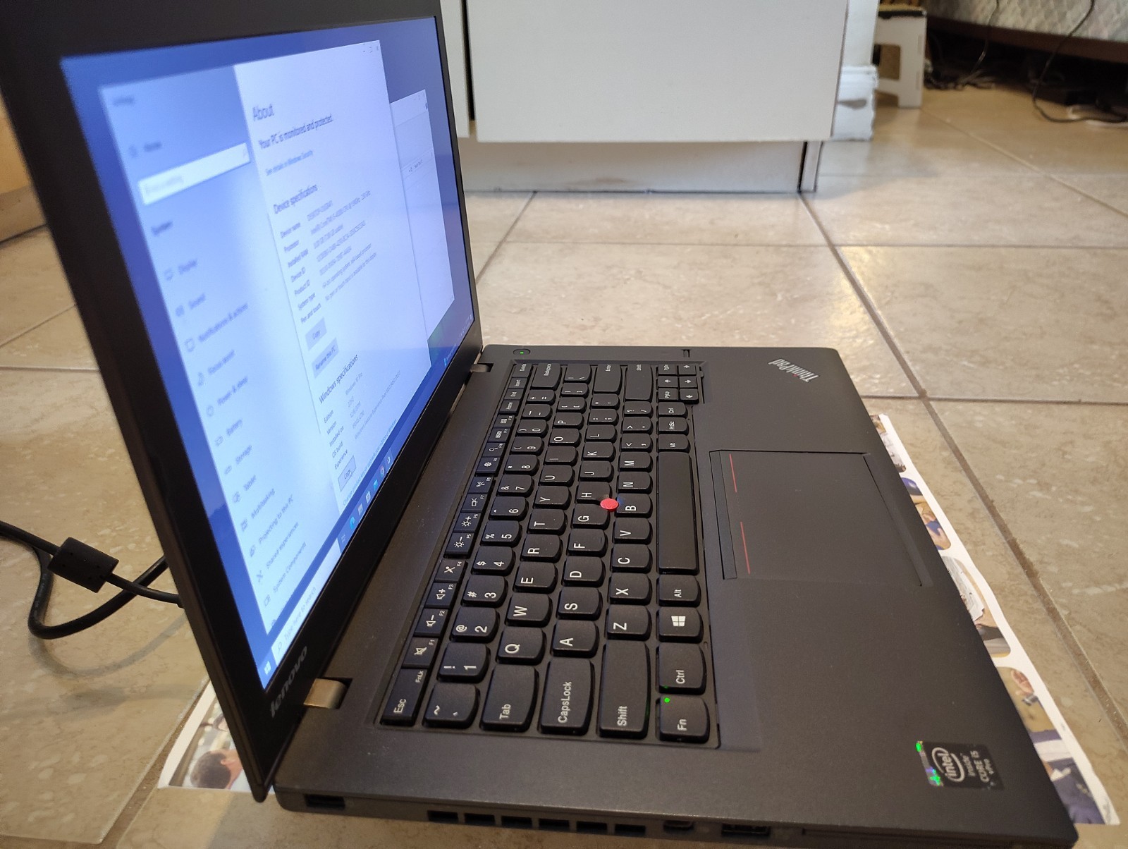 Lenovo ThinkPad T440 14″ Laptop Intel Core i5 8GB RAM 237GB HDD Windows 10