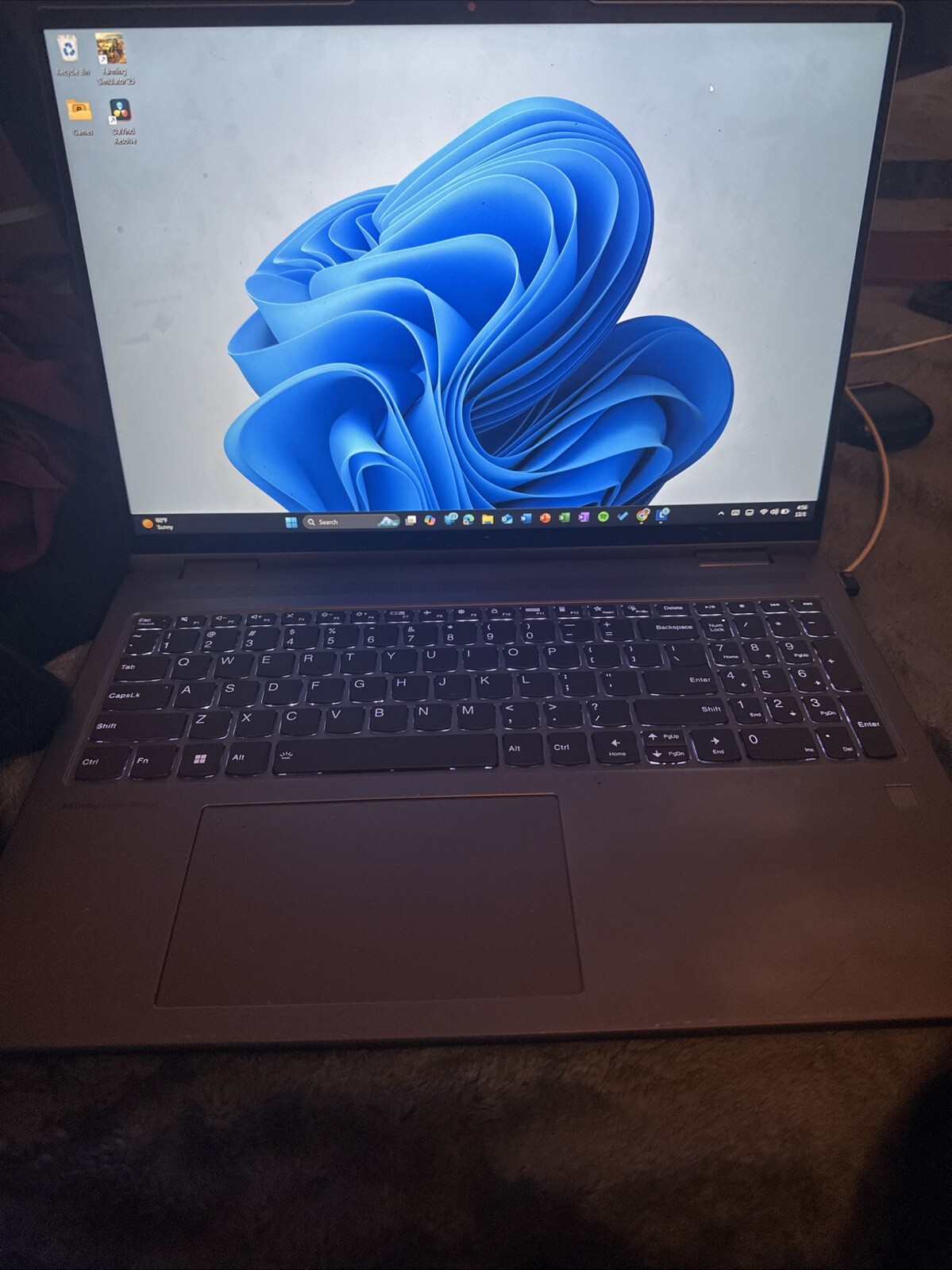 Lenovo Yoga 7 16ARP8 16″ (512GB SSD, AMD Ryzen 5 7535U, 2.90GHz, 8GB RAM) Laptop