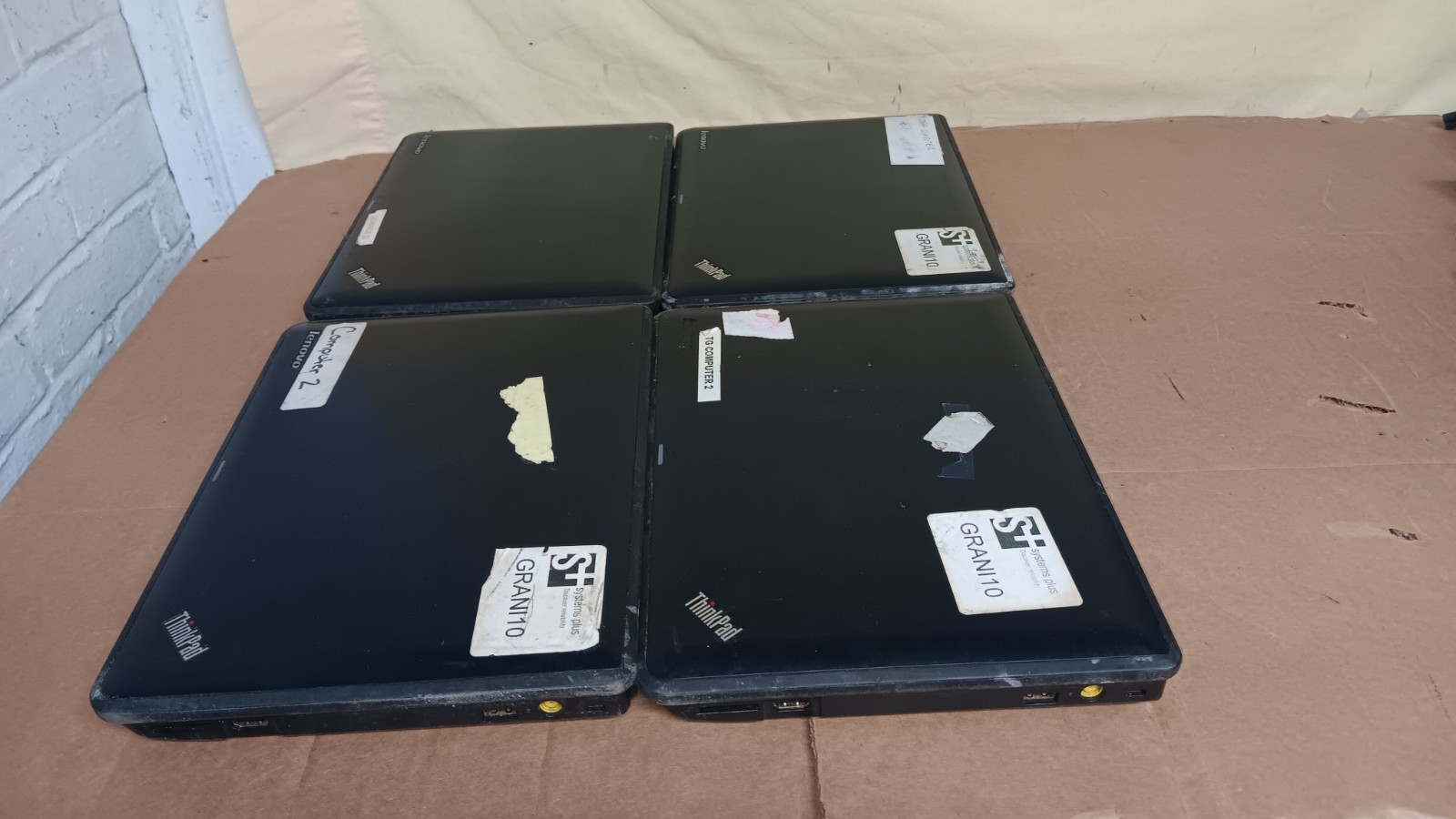 Lot of 4 Lenovo ThinkPad X131e 11.6″ Laptop AMD E2 1800 APU 11.6″ LCD Screen P/R