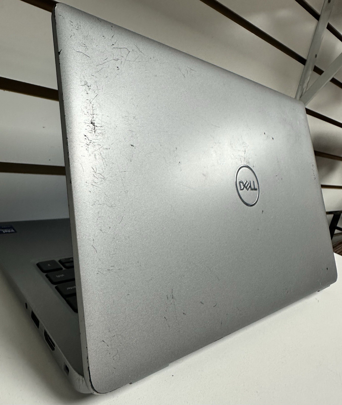 Dell Latitude 5450 Ultra 5 135U 16 GB SSD 256 GB SSD