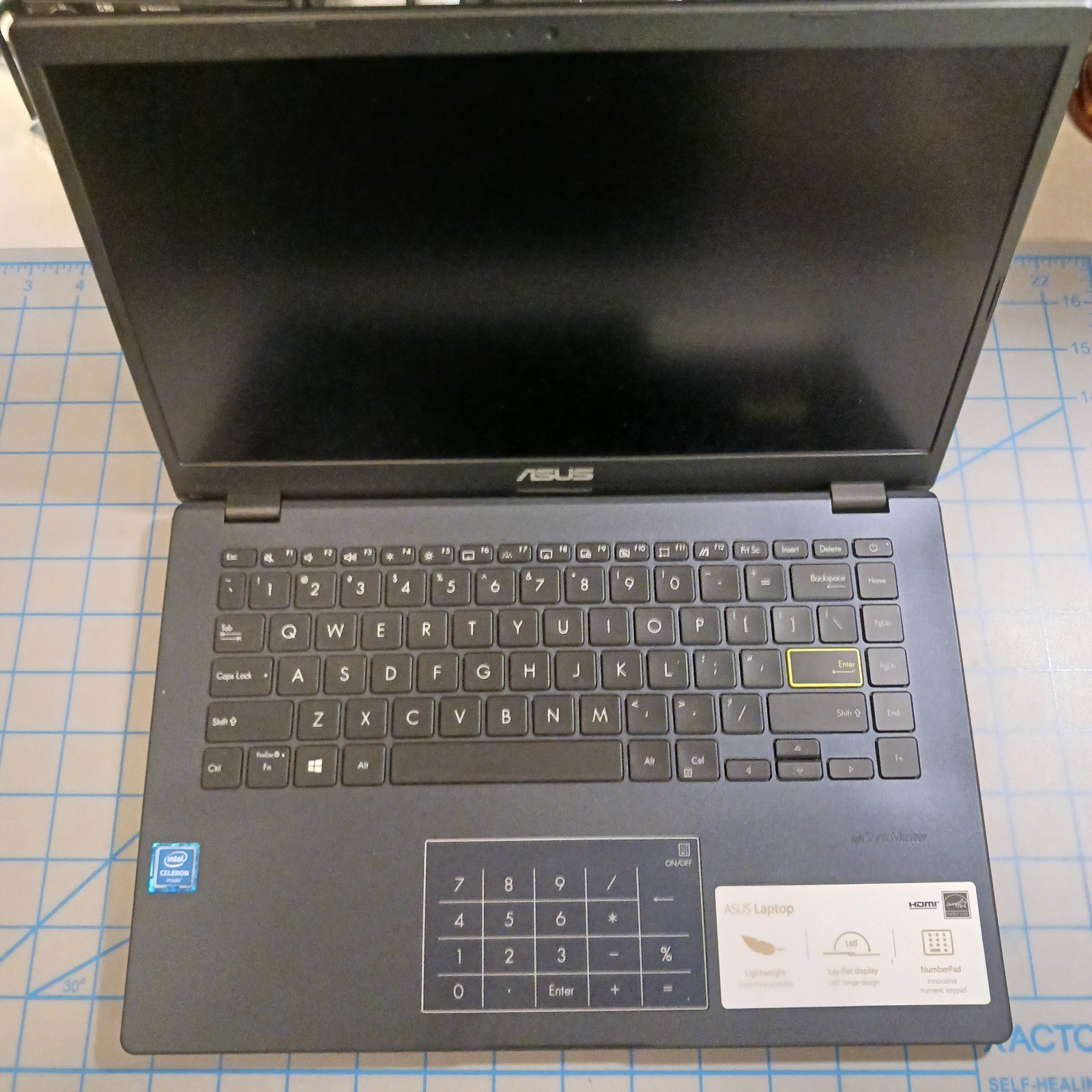 Asus L410m 180 Degree Laptop Celeron N4020 @ 1.10GHz 4g Ram 64g SSD Linux Mint