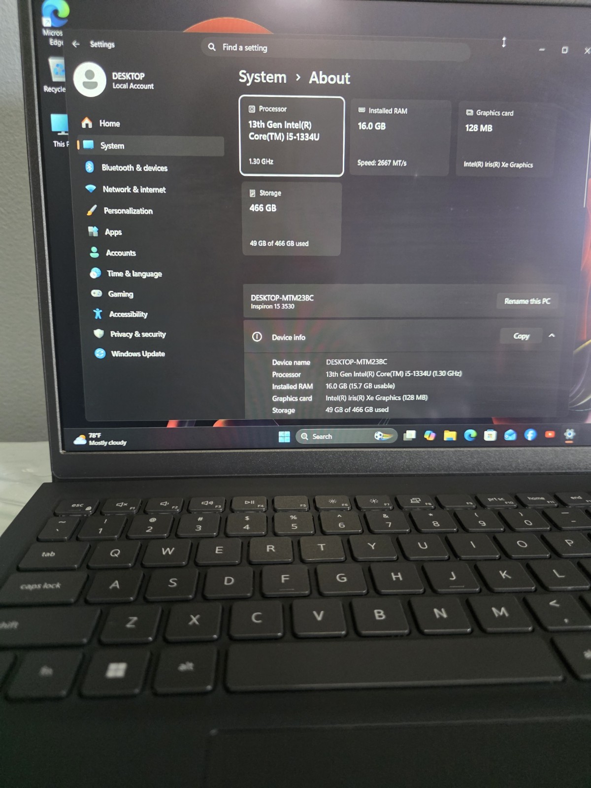 Dell Inspiron 15 3530 15.6″ i5-1334U,TOUCH 16GB 500GB SSD NVME2. Win 11 Black