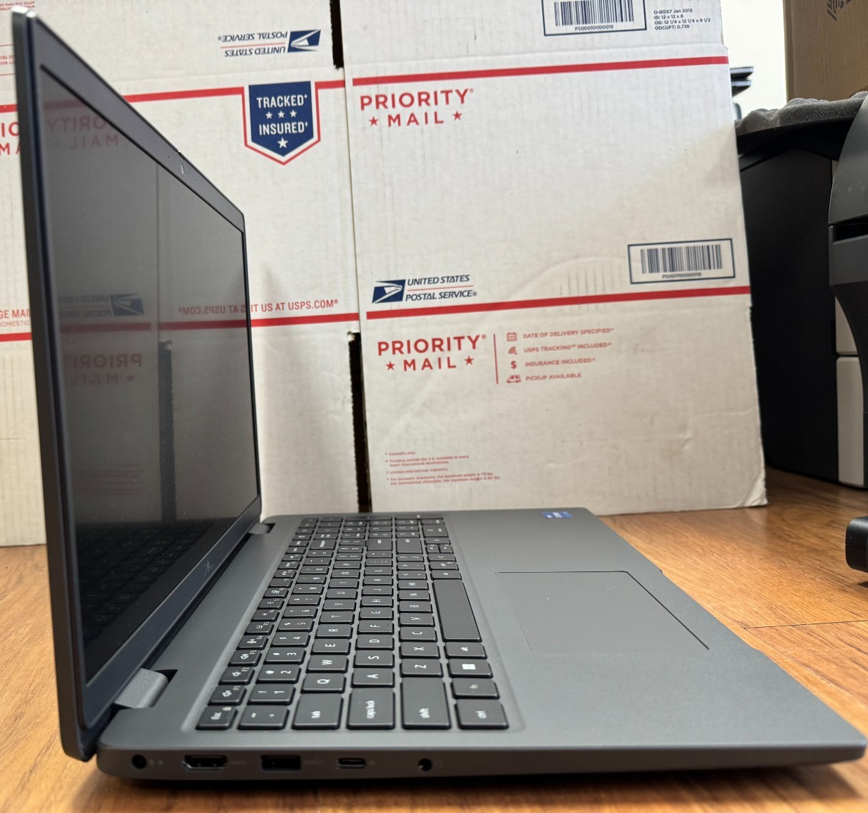 Dell Latitude 3540 i7-1355u 32GB 512GB – Good Shape