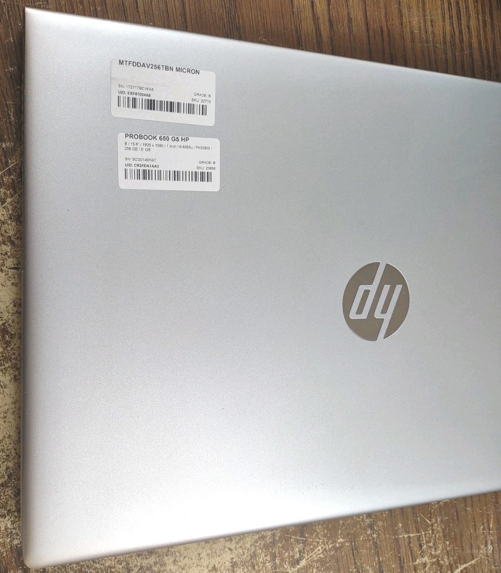 HP Probook 650 G5 LAPTOP 15.6 W/ i5-8365U 1.60GHz, 8GB, 256GB.