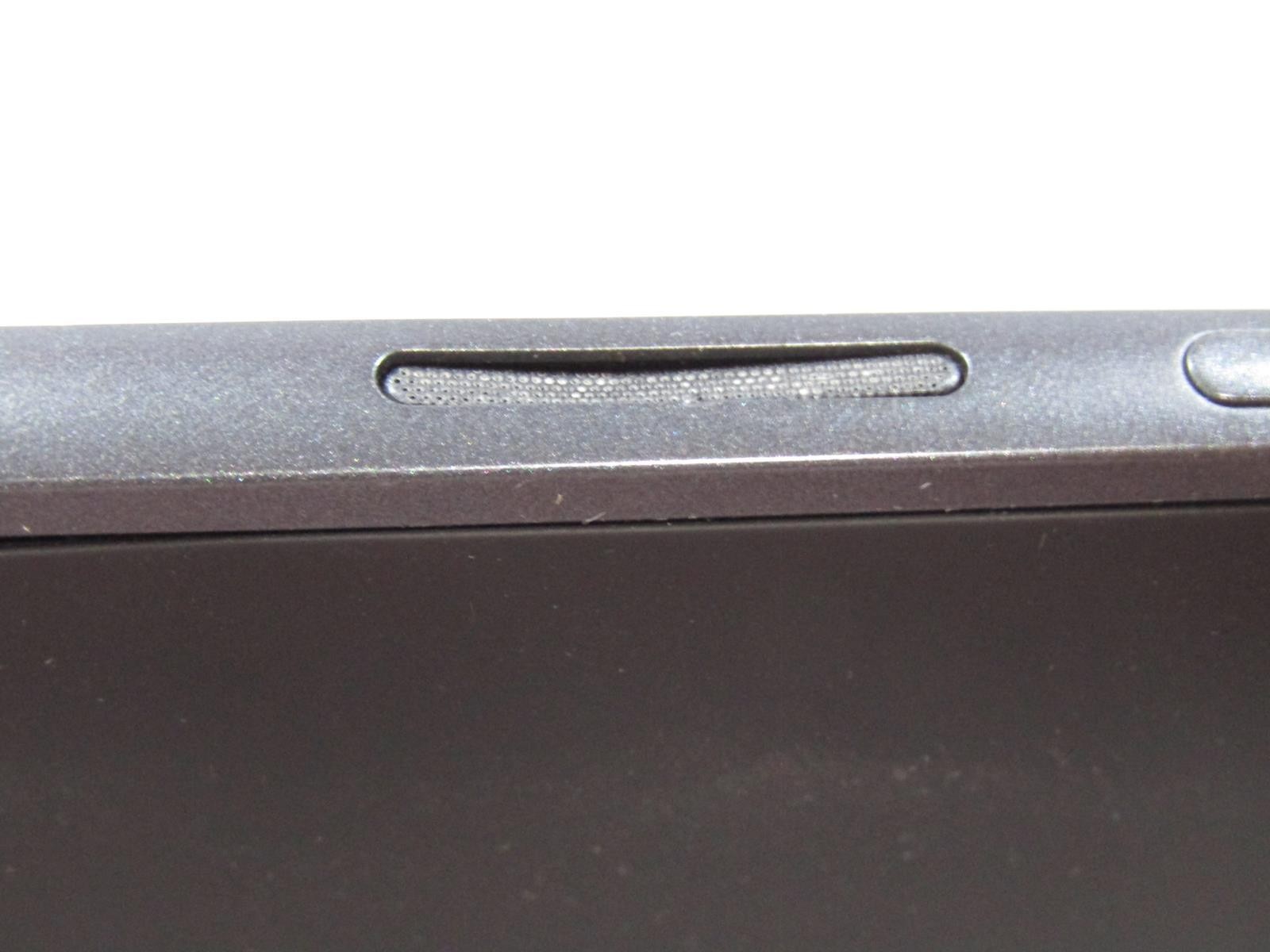 Dell Latitude 5175 2-in-1 10.8″ | 0.90GHz Core m3-6Y30 | 4GB | 128GB SSD