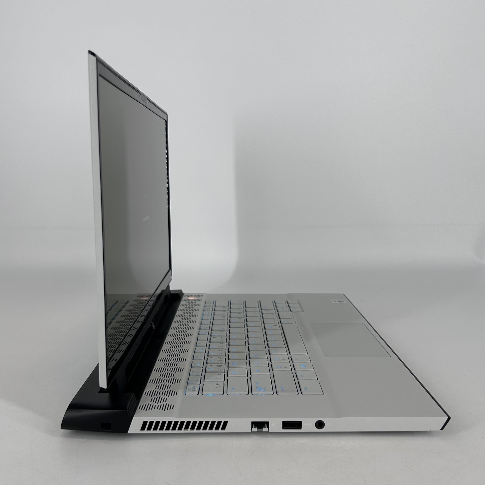 Dell Alienware m15 R3 4K i7-10750H 32GB 1TB/512GB RTX 2070 Super BAD CAMERA