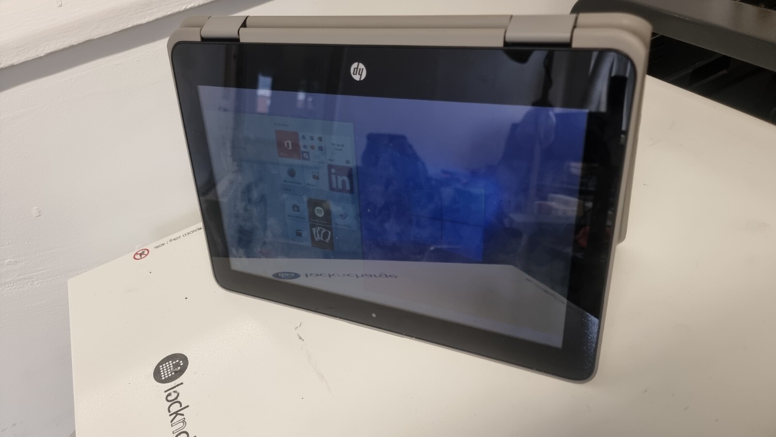 2-in-1 HP ProBook x360 11 G3 EE 11.6″ TOUCHSCREEN 128GB SSD 4GB TABLET LAPTOP
