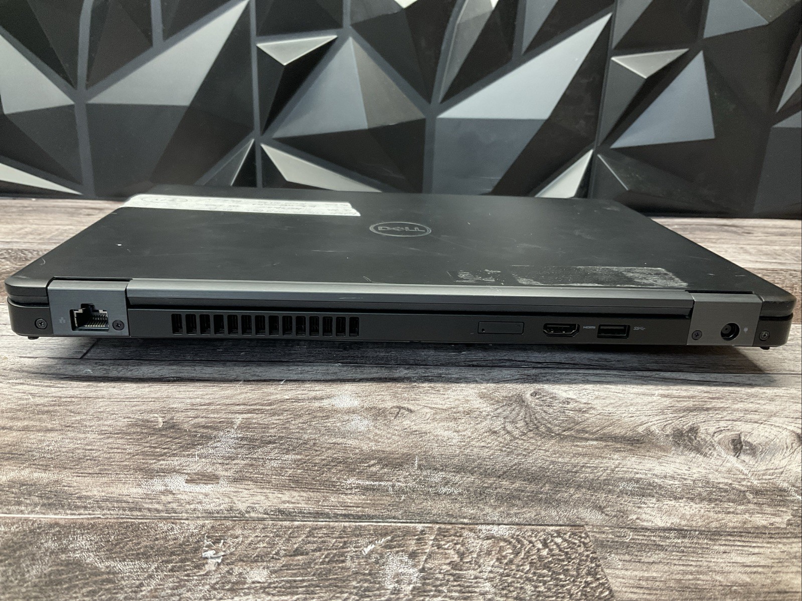 Latitude 5490 / i5 7th / No RAM Laptop Notebook PC / T15