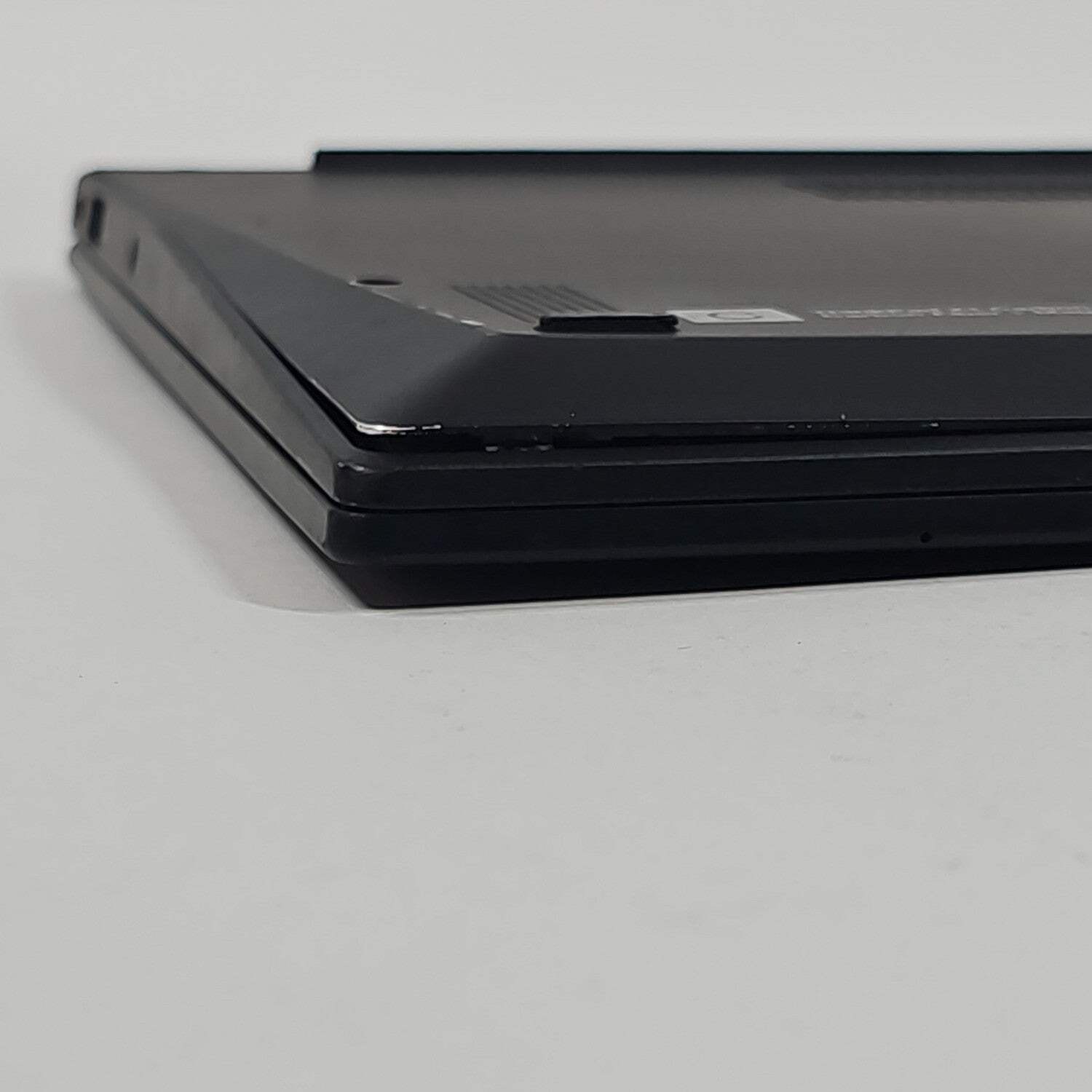 Lenovo ThinkPad X1 Carbon Gen 8 13.3″ i5-1145G7 2.6GHz 16GB RAM 512GB SSD