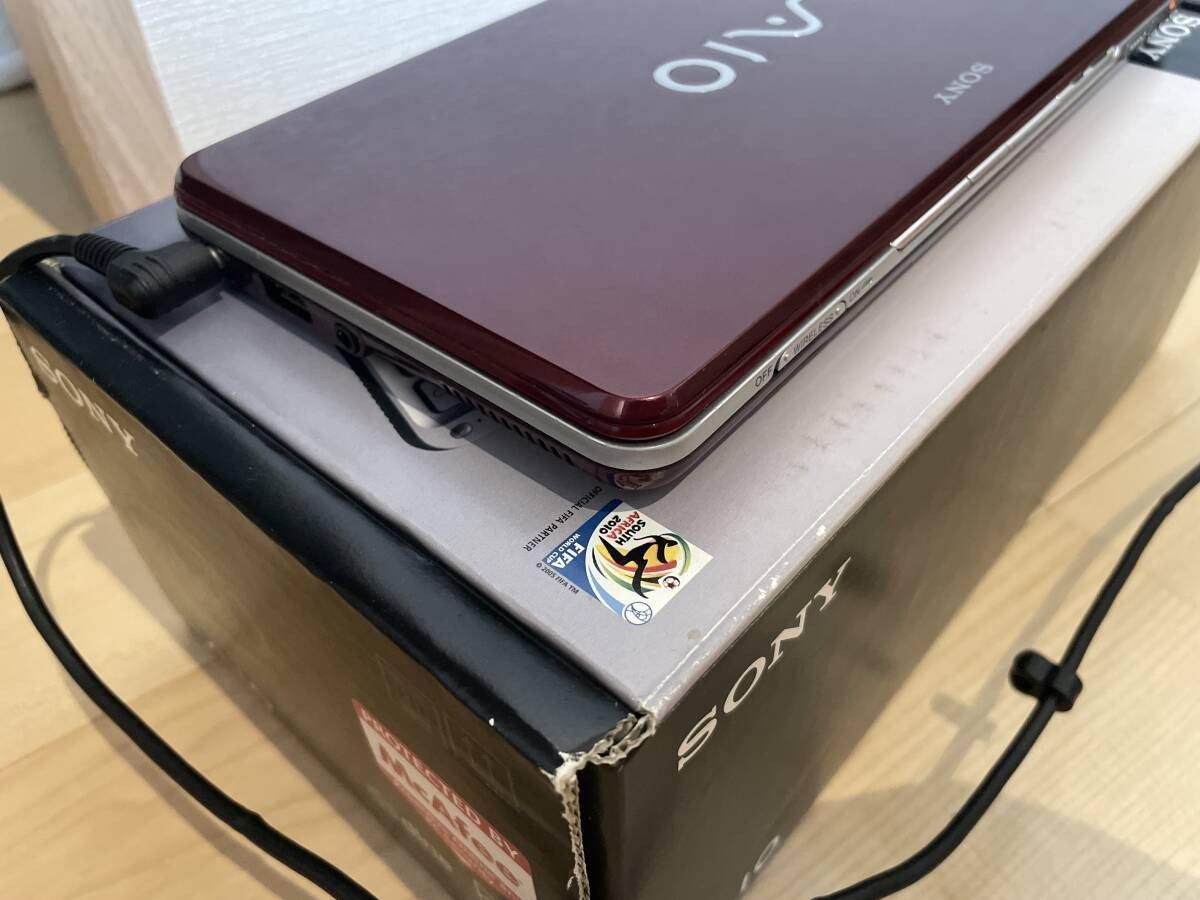 SONY VAIO P VGN-P70H/R Atom Z520 2GB HDD 60GB 8″ Win Vista Ultra Portable