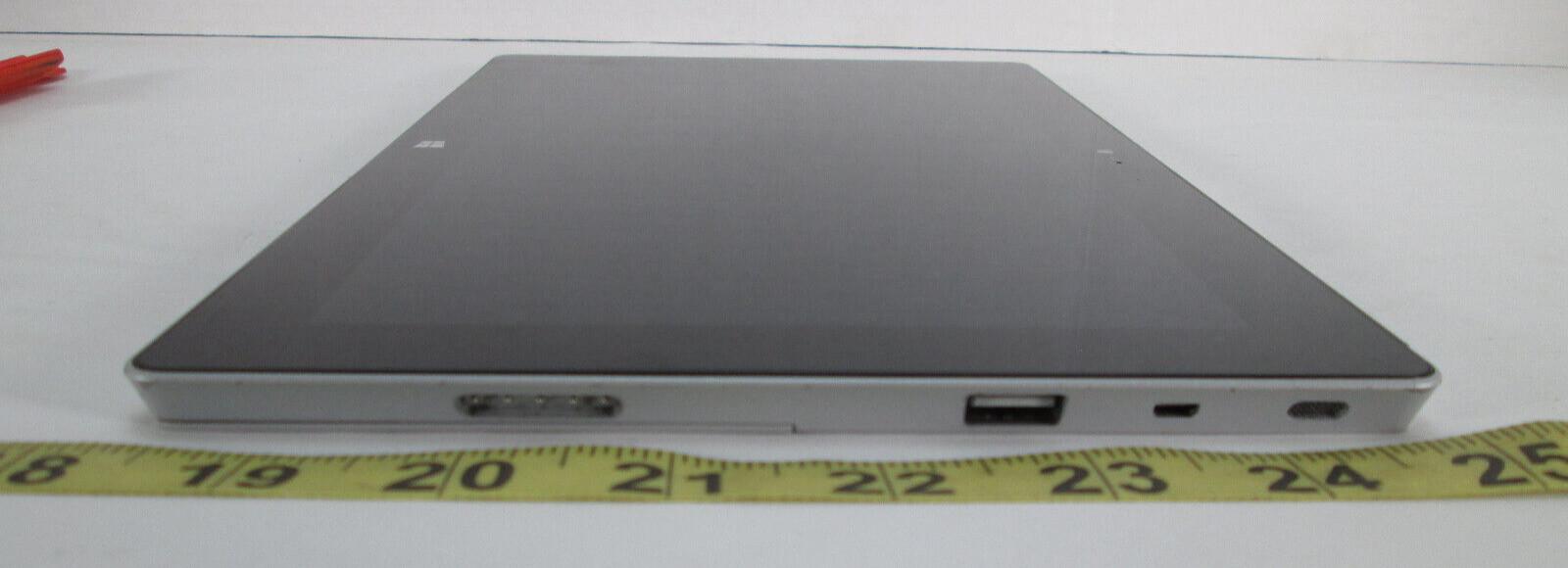 Microsoft Surface RT Tablet w Removable Red Keyboard 64GB 2 GB RAM Touchscreen C