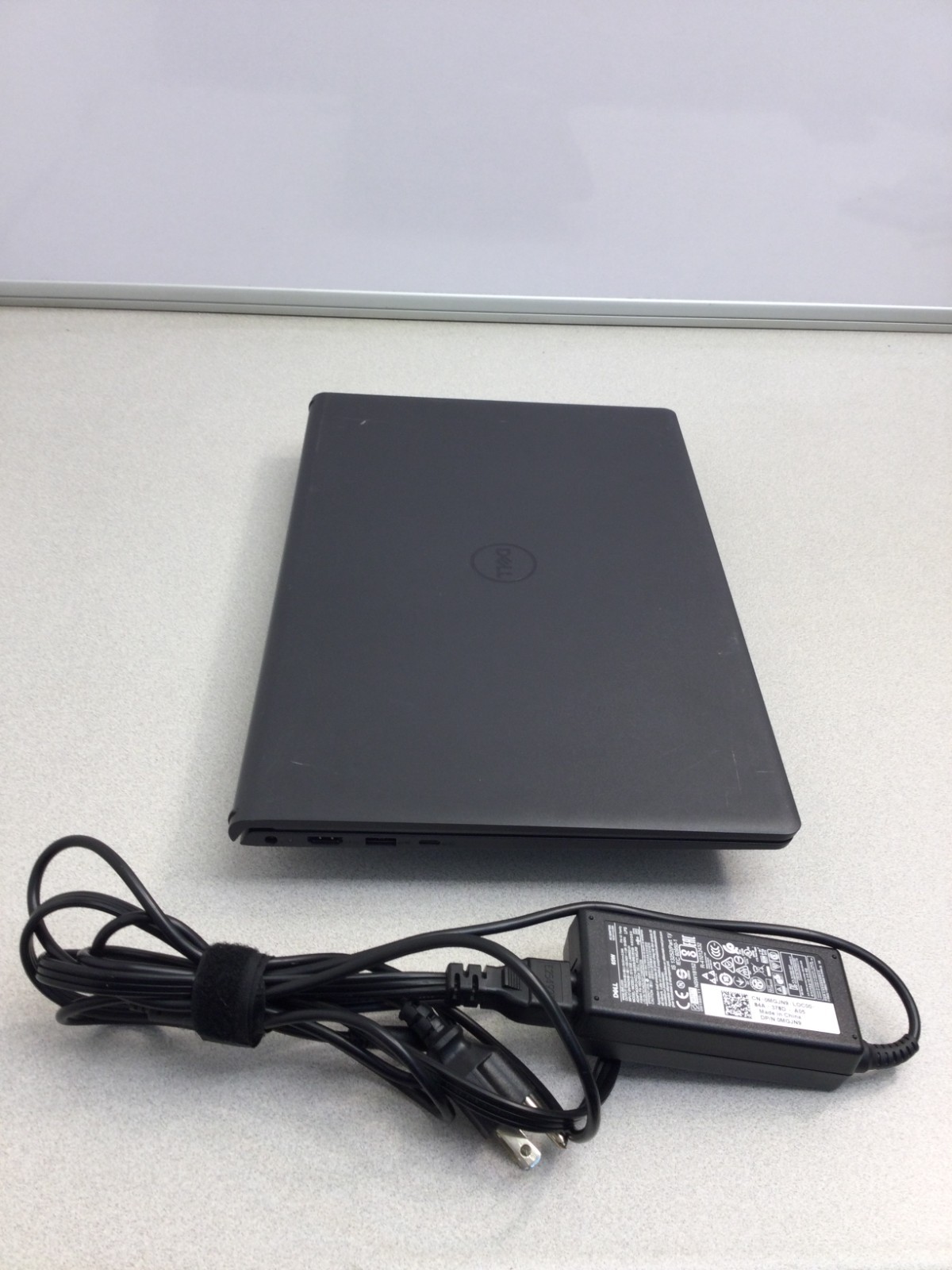 Dell inspiron 15 3530 core i5-1305U 1.30GHz 12GB RAM 256 GB SSD WIN 11 HOME