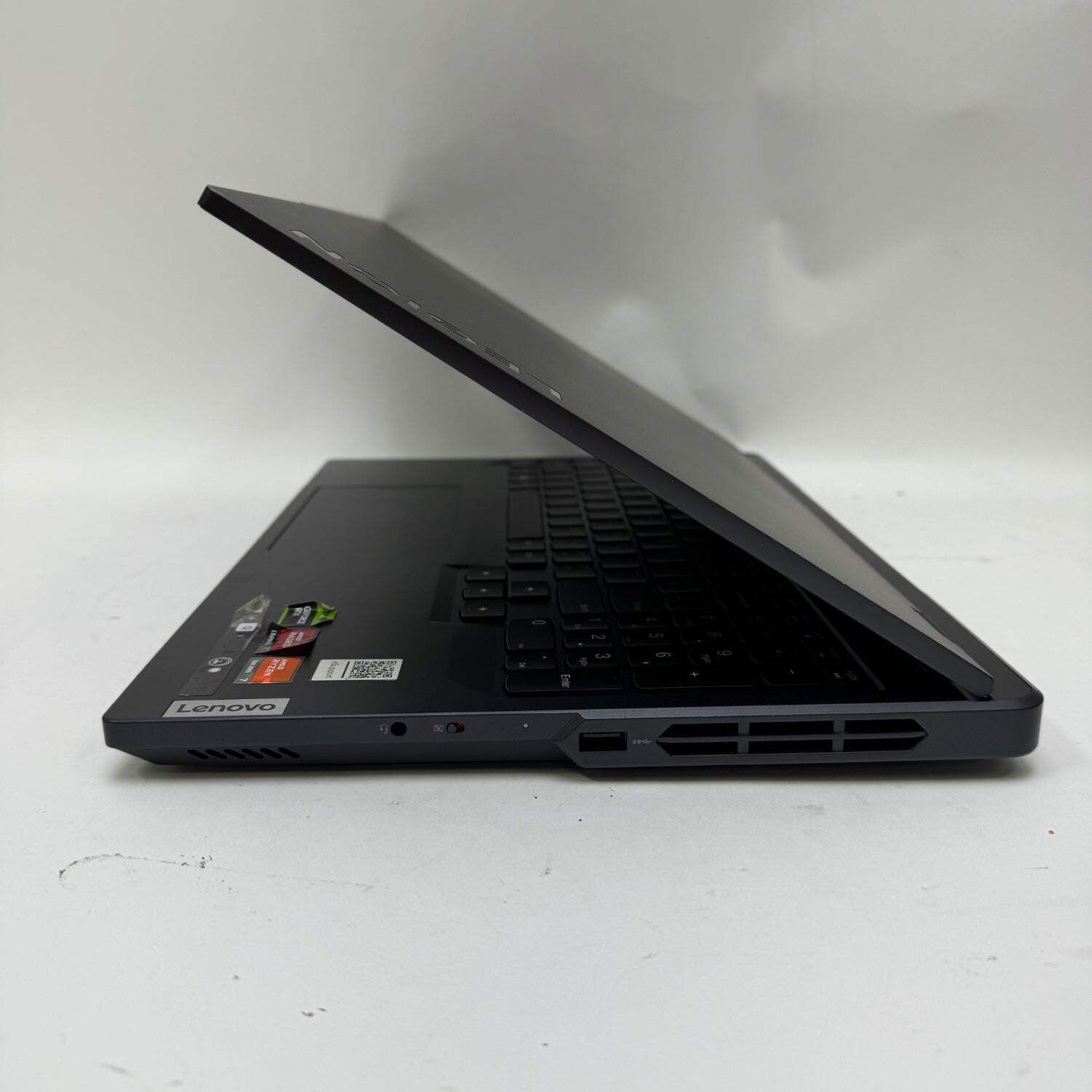 Lenovo Legion Pro 5 16″ Ryzen 7 7745hx 3.6GHz 16GB RAM 1TB SSD GeForce RTX 4060