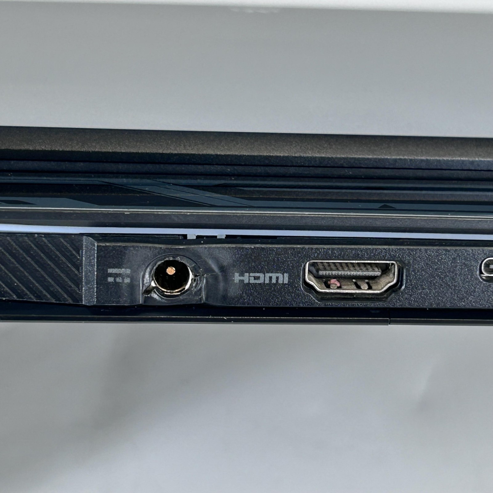 Acer Predator Helios 16 QHD+ i9-13900HX 16GB 1TB SSD RTX 4080 Bad Charging Port