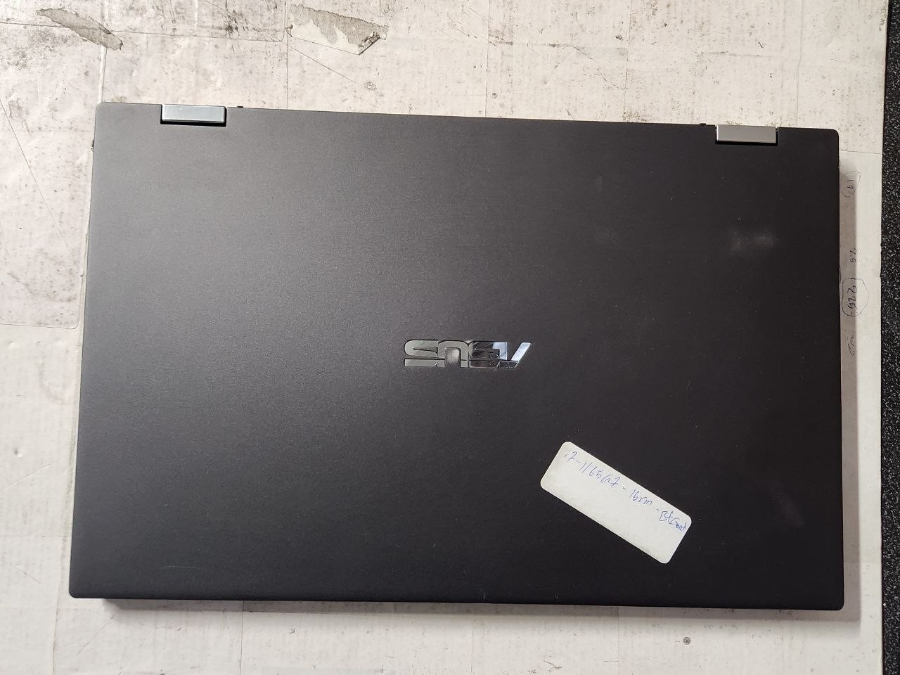 ASUS Q528E 15.6″ I7-1165G7, 16GB RAM, 512 SSD, GeForce GTX