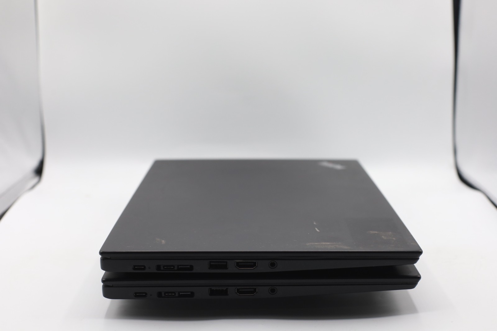 Lot of 2 Lenovo ThinkPad T495s, AMD 5 Pro 3500U, No RAM/HDD/OS, Grade F, F2