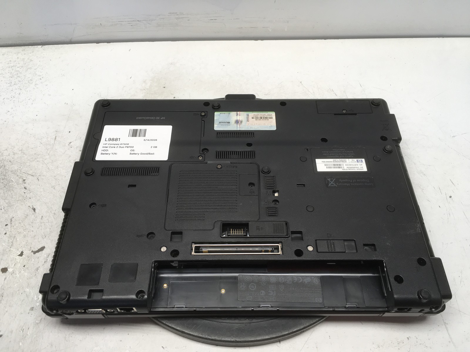 HP Compaq 6730B Intel Core 2 Duo P9700 2.53GHz 2 GB NO HDD No Batt