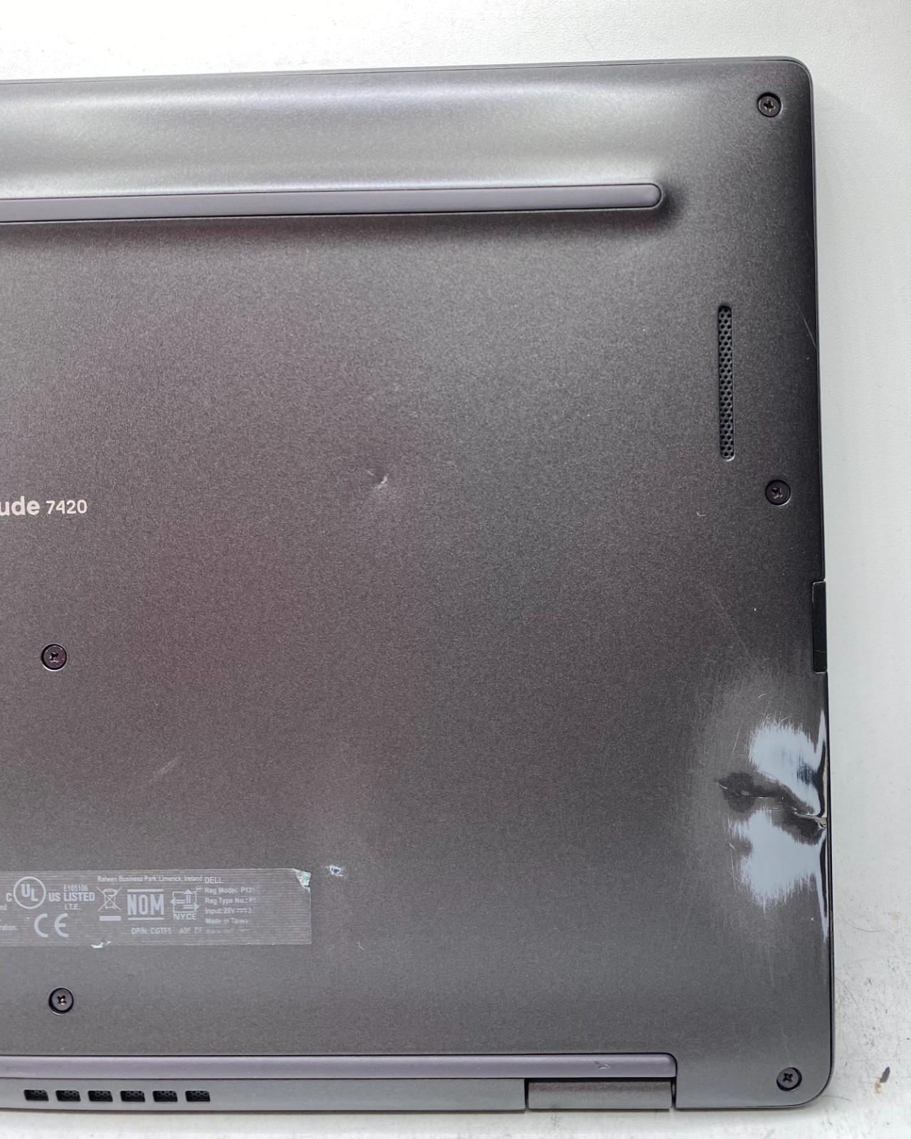 Dell Latitude 7420 14″ Touch Intel Core i7-1185G7 32GB RAM 512GB SSD **READ**