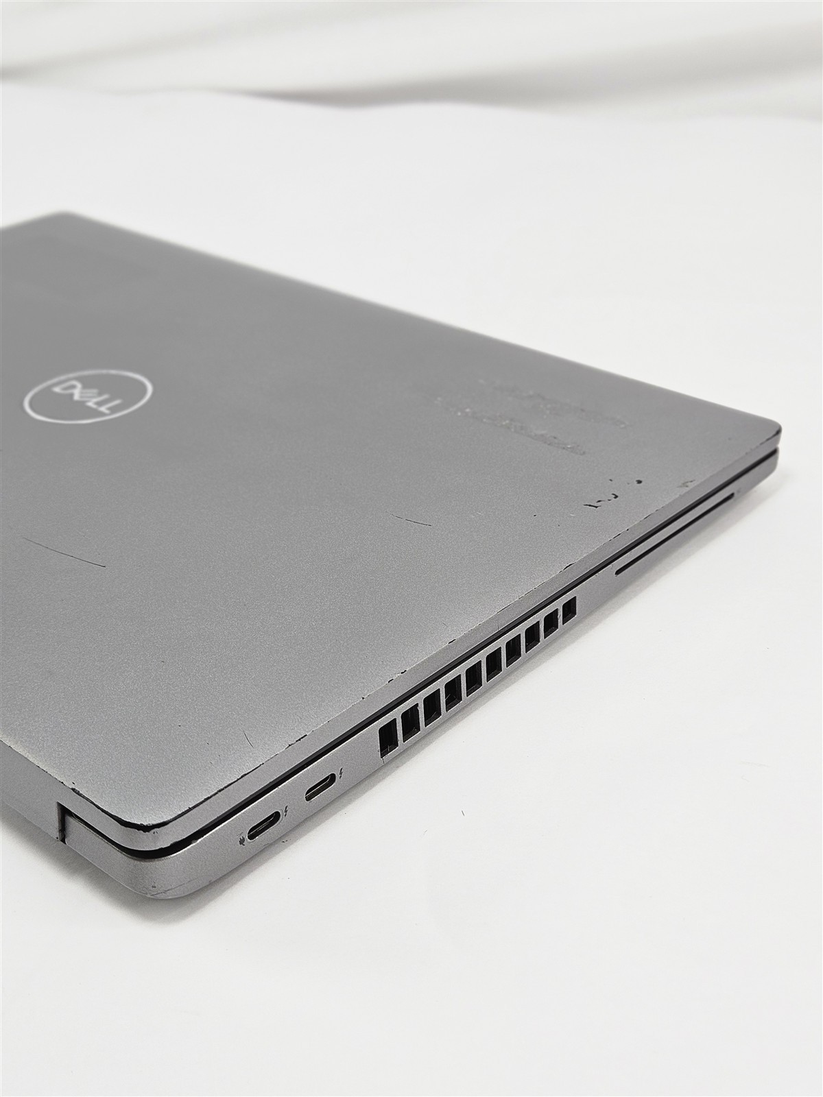 Dell Precision 3570 Intel Core i7-1255U 16GB 256GB SSD 15.6″ Nvidia T550