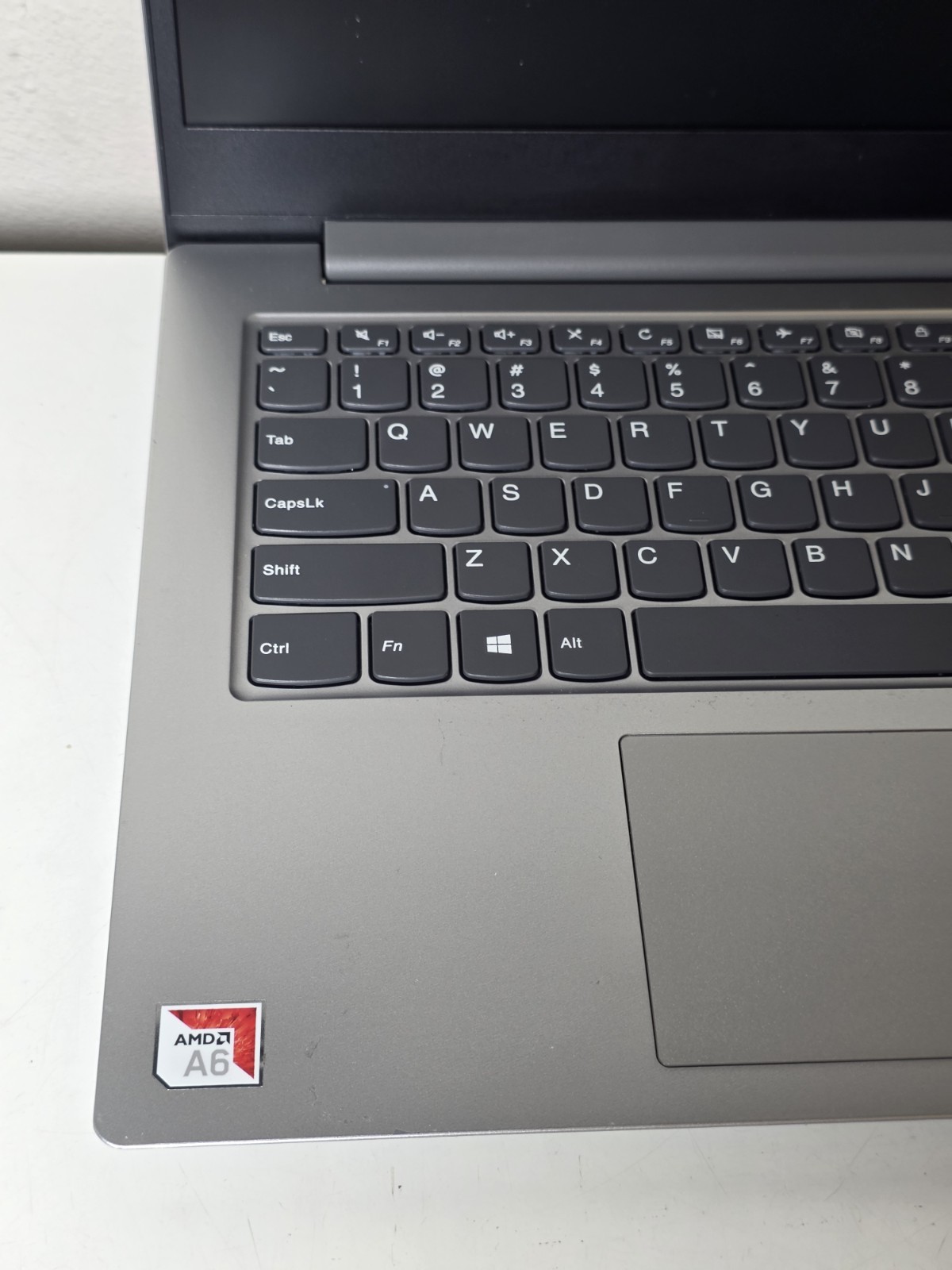 Lenovo Ideapad Slim 1 14AST-05 14″ A6-9220e 1.6GHz 4GB RAM 64GB SSD