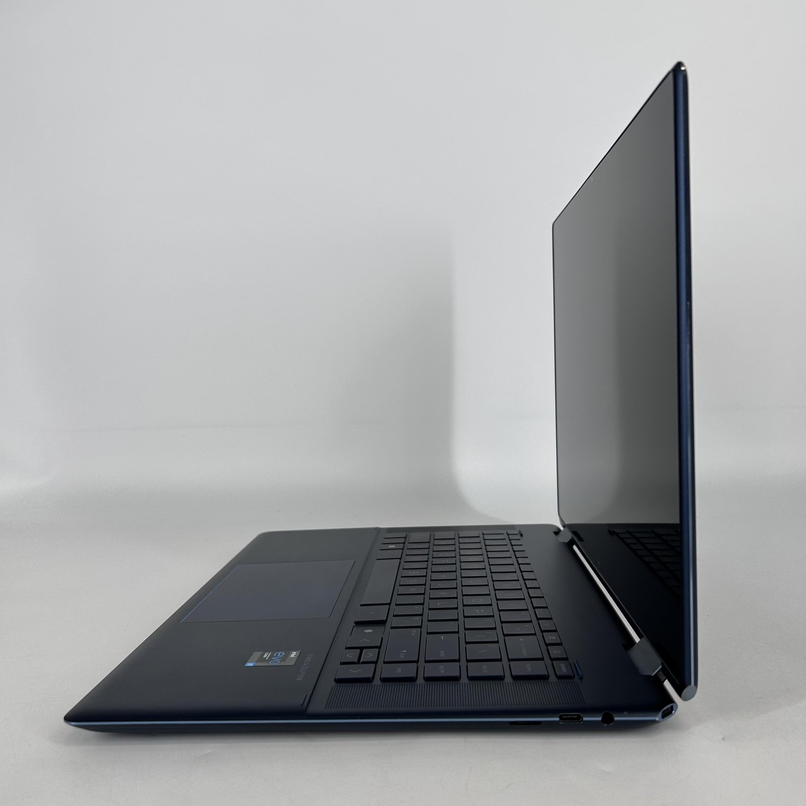 HP Spectre 16 x360 2021 Blue FHD+ TOUCH i7-11390H 3.40GHz 16GB 512GB SSD Good