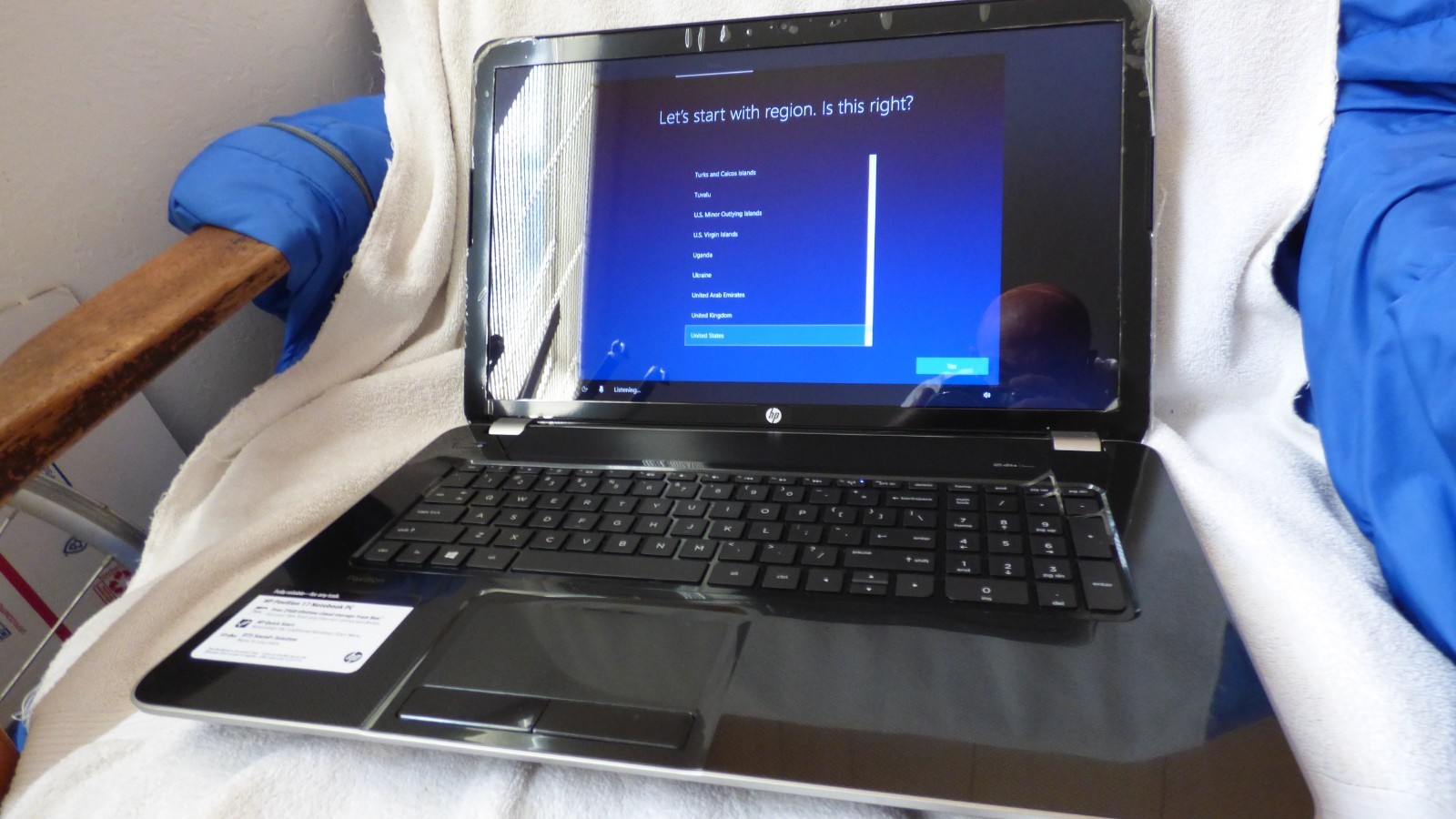 HP 17-e024nr 17″ Laptop -No Charger-