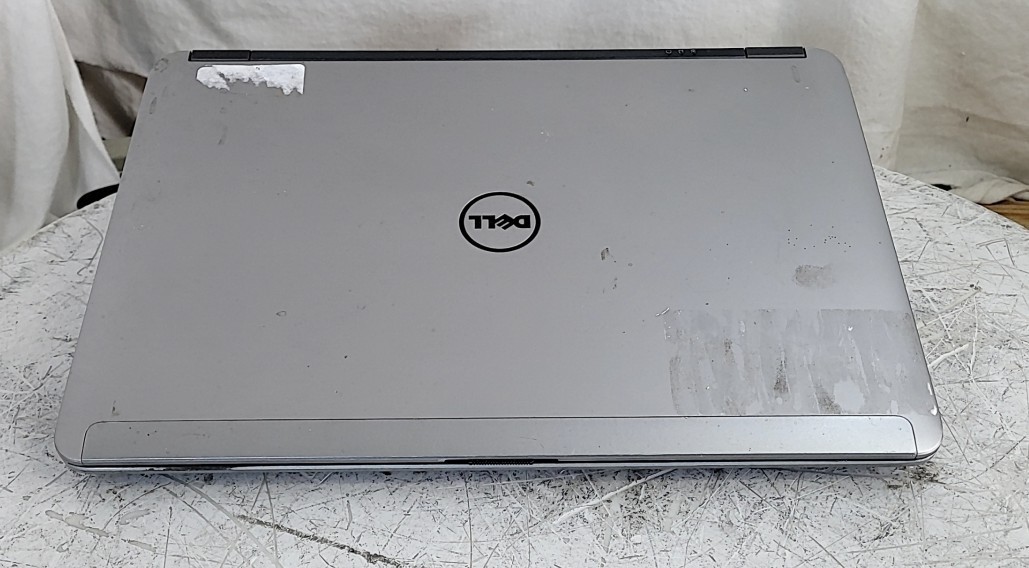 DELL LATITUDE E6440 Laptop Core I5-4300M 4GB 500GB SEE NOTES