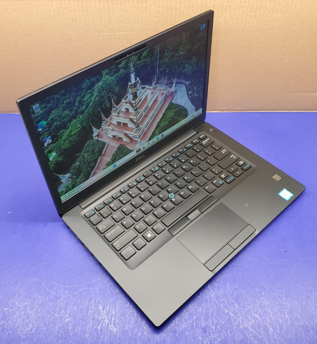 Dell Latitude 7490 Core i7-8650U@1.9GHz 16GBram 512ssd “Professionally Restored”