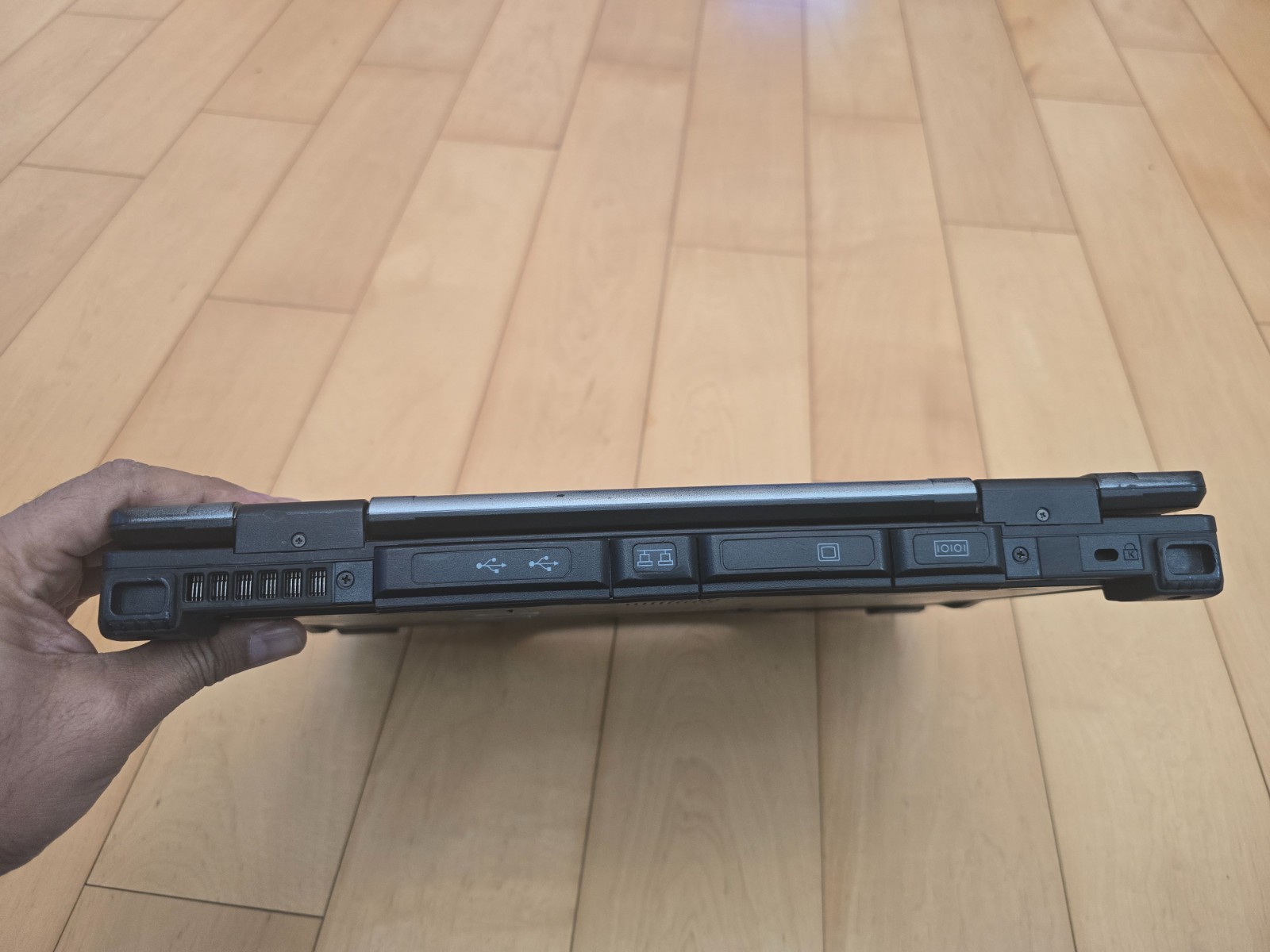 Getac S410 6th Gen Core i5 2.4Ghz 4GB 256GB SSD Rugged Laptop Win10 Touch 4G LTE