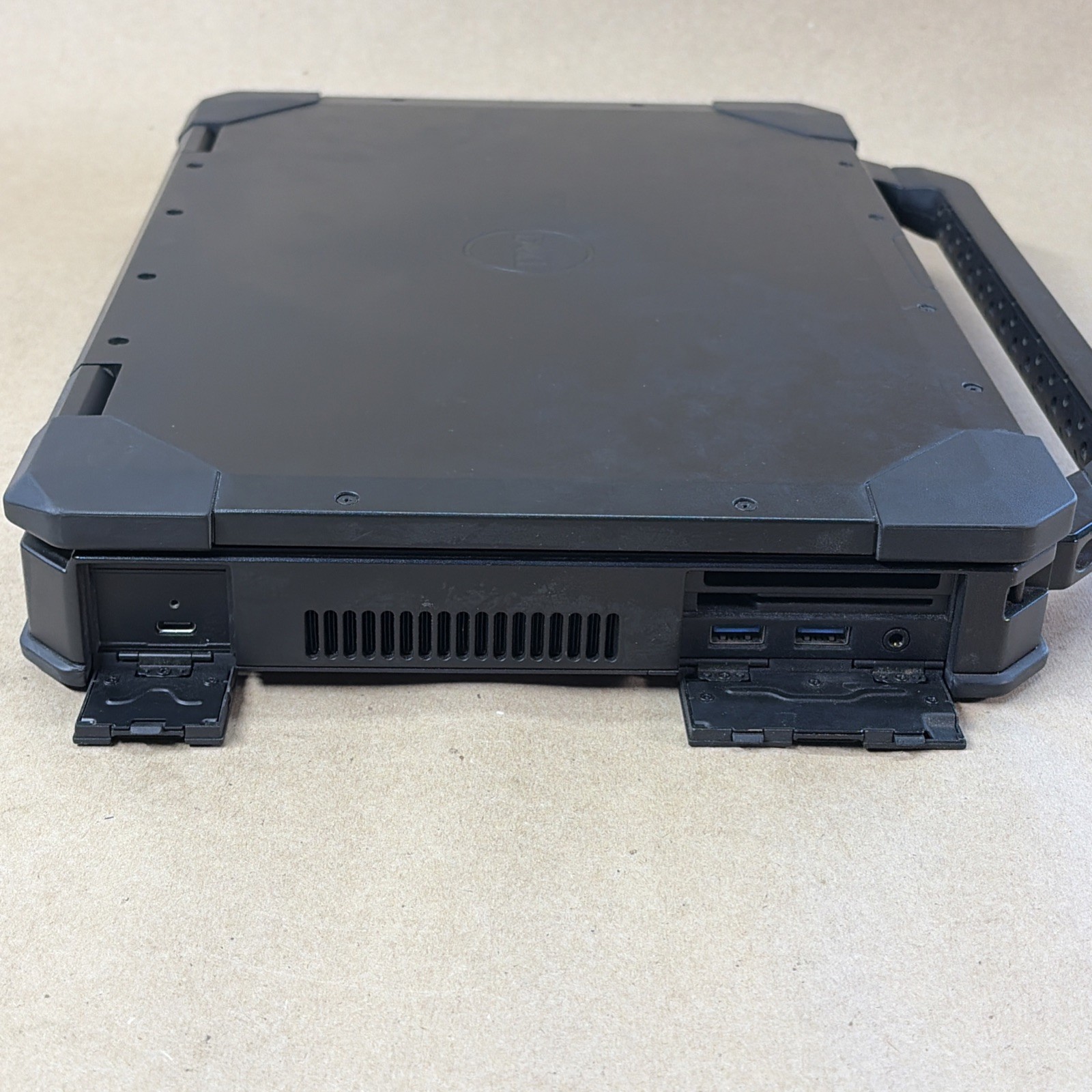 Dell Latitude 5424 Rugged 14″ i5-8350U 16GB RAM 256GB SSD Touch Win11 w/ Charger